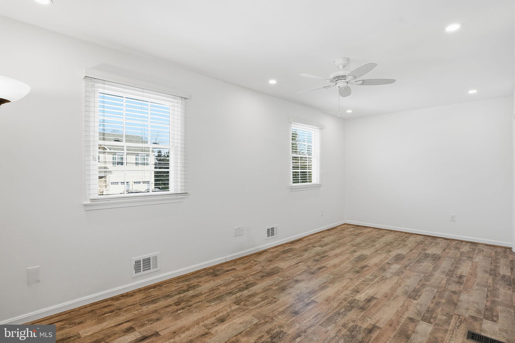 CAPE ST CLAIRE - Residential