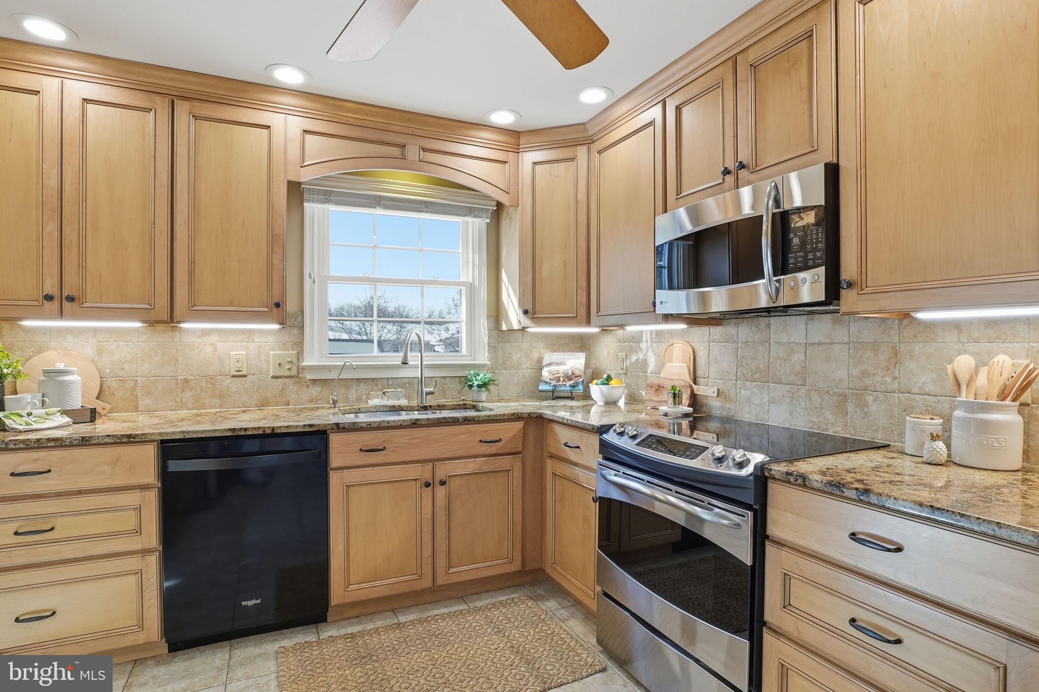 CAPE ST CLAIRE - Residential