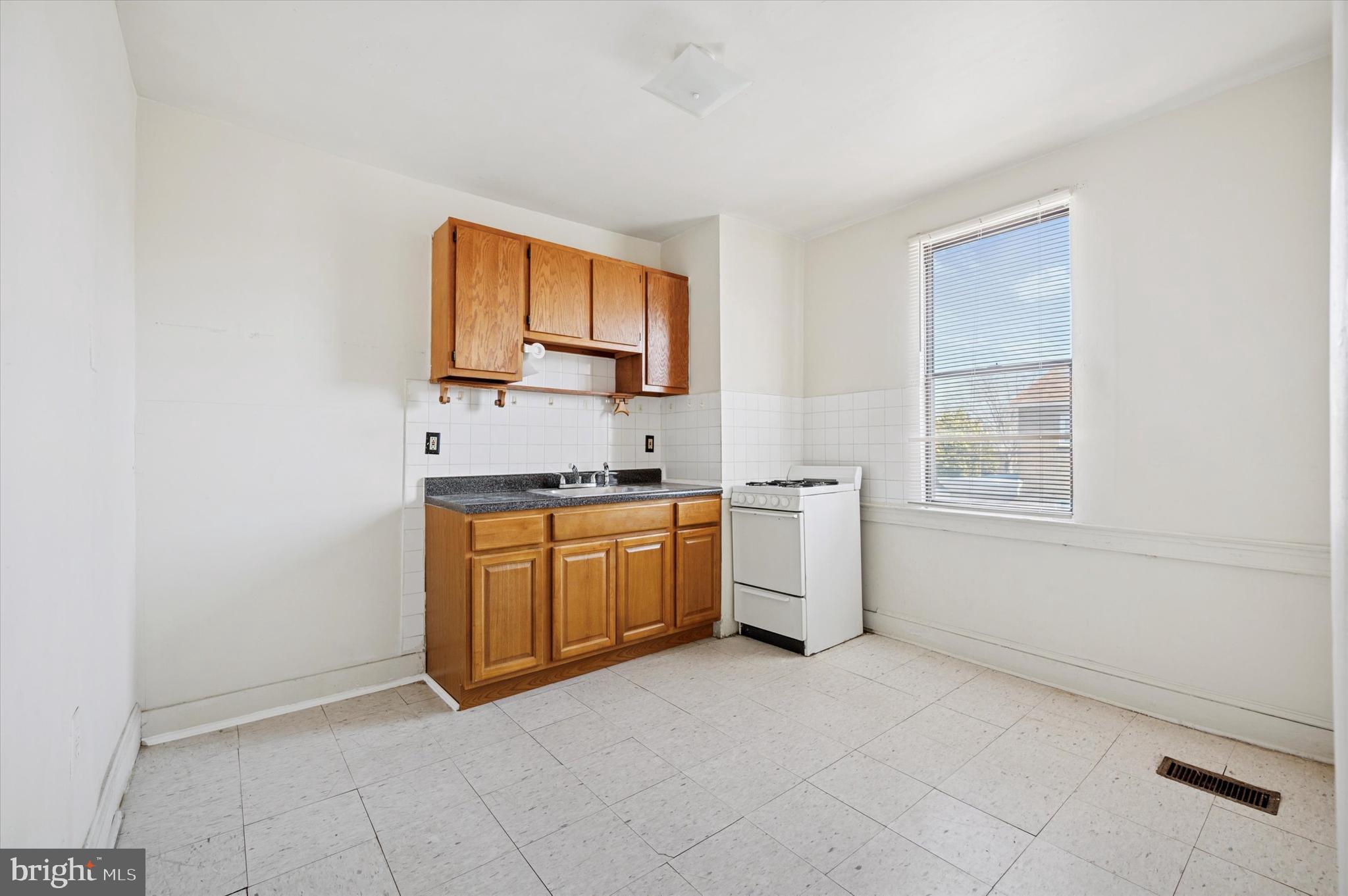 FERN ROCK - Residential Income