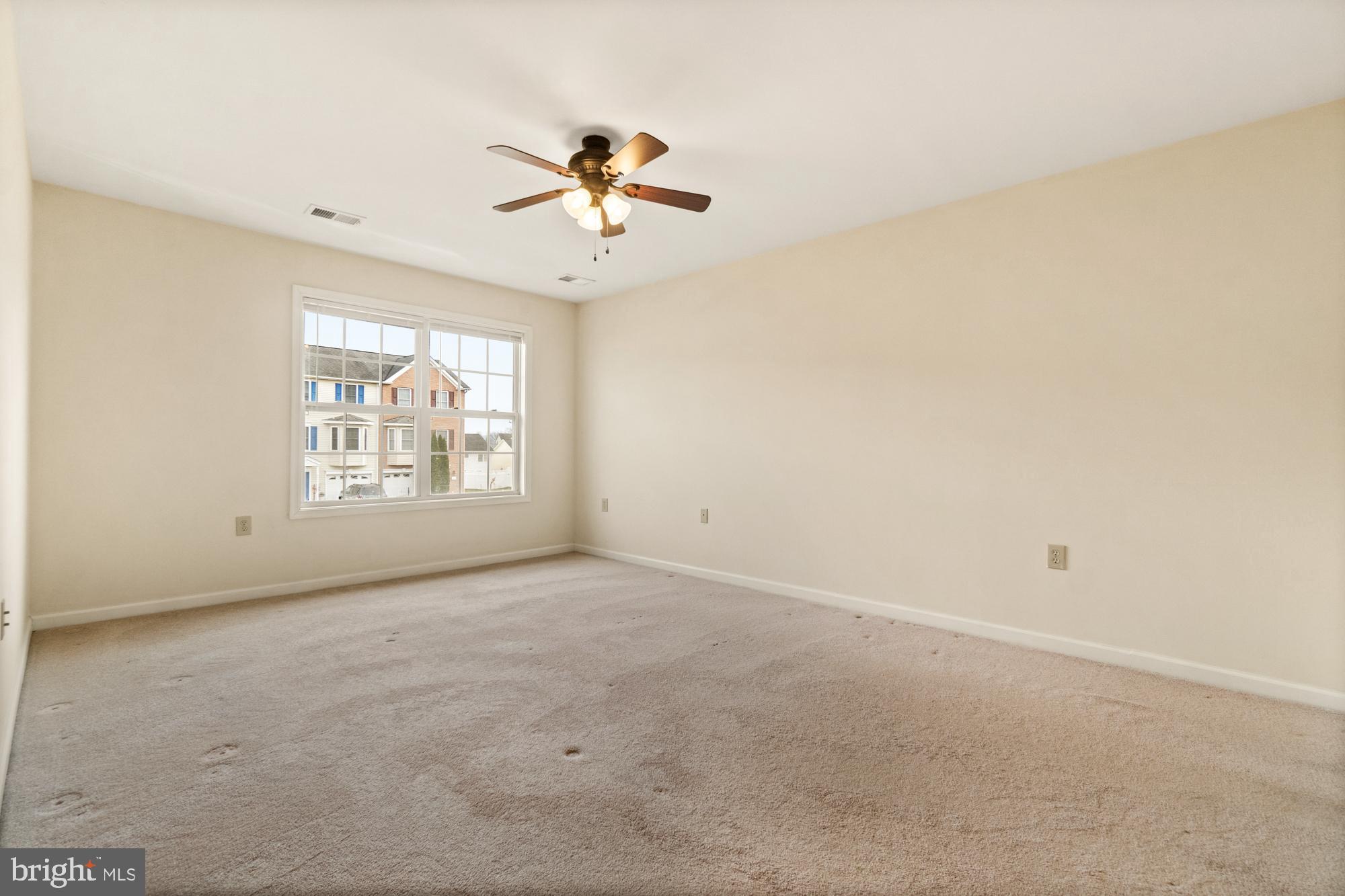 BRIAR RUN - Residential