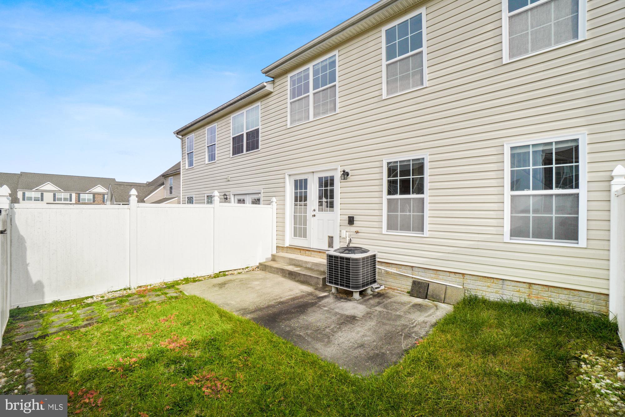 BRIAR RUN - Residential