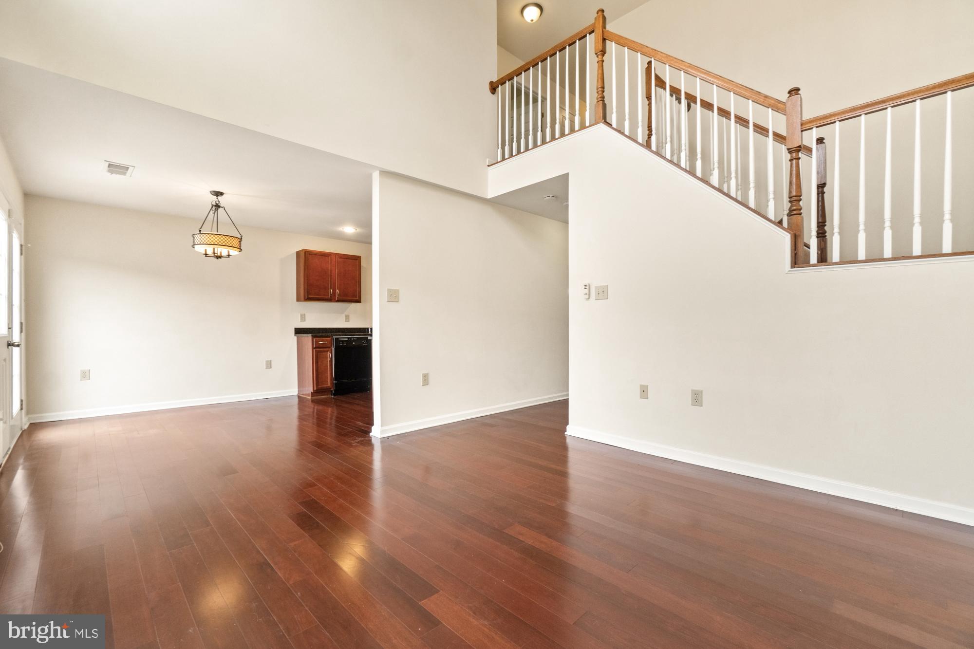 BRIAR RUN - Residential