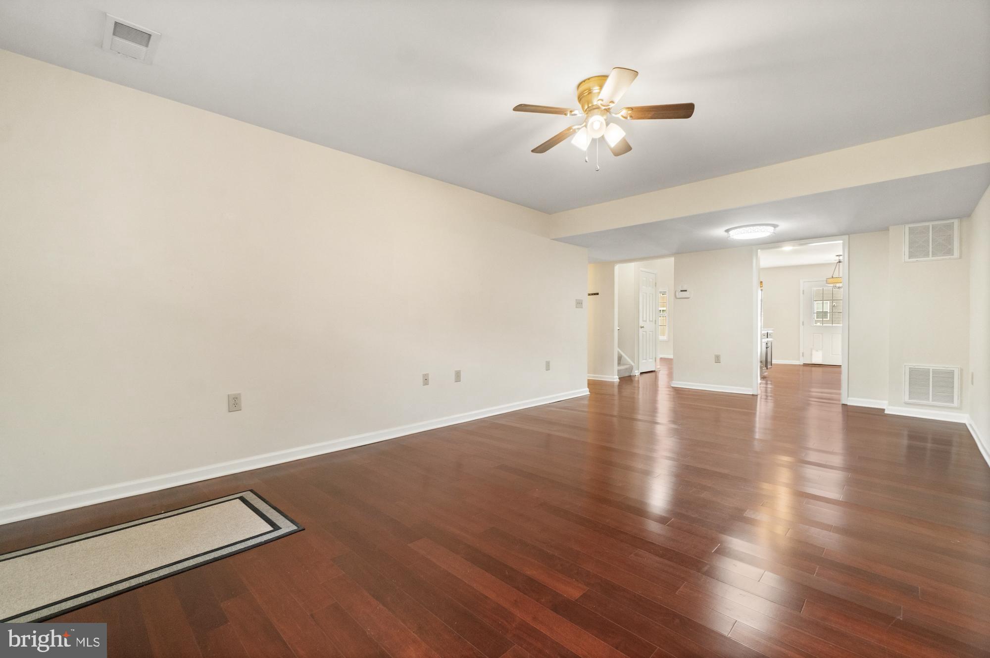 BRIAR RUN - Residential