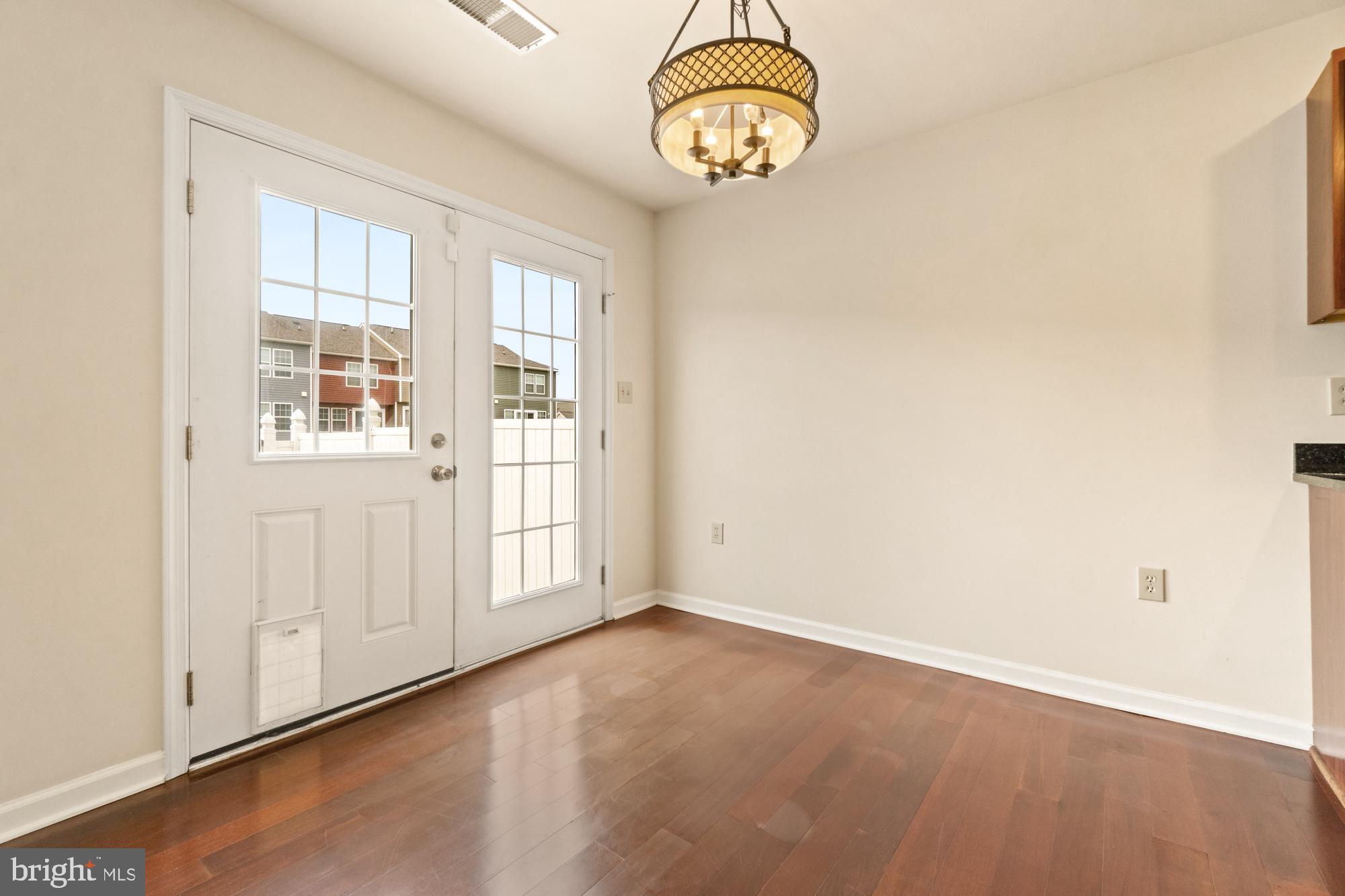 BRIAR RUN - Residential