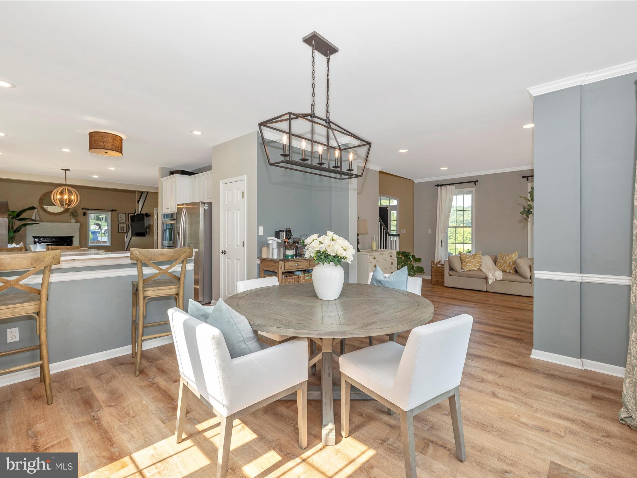 RIVER DOWNS - Residential