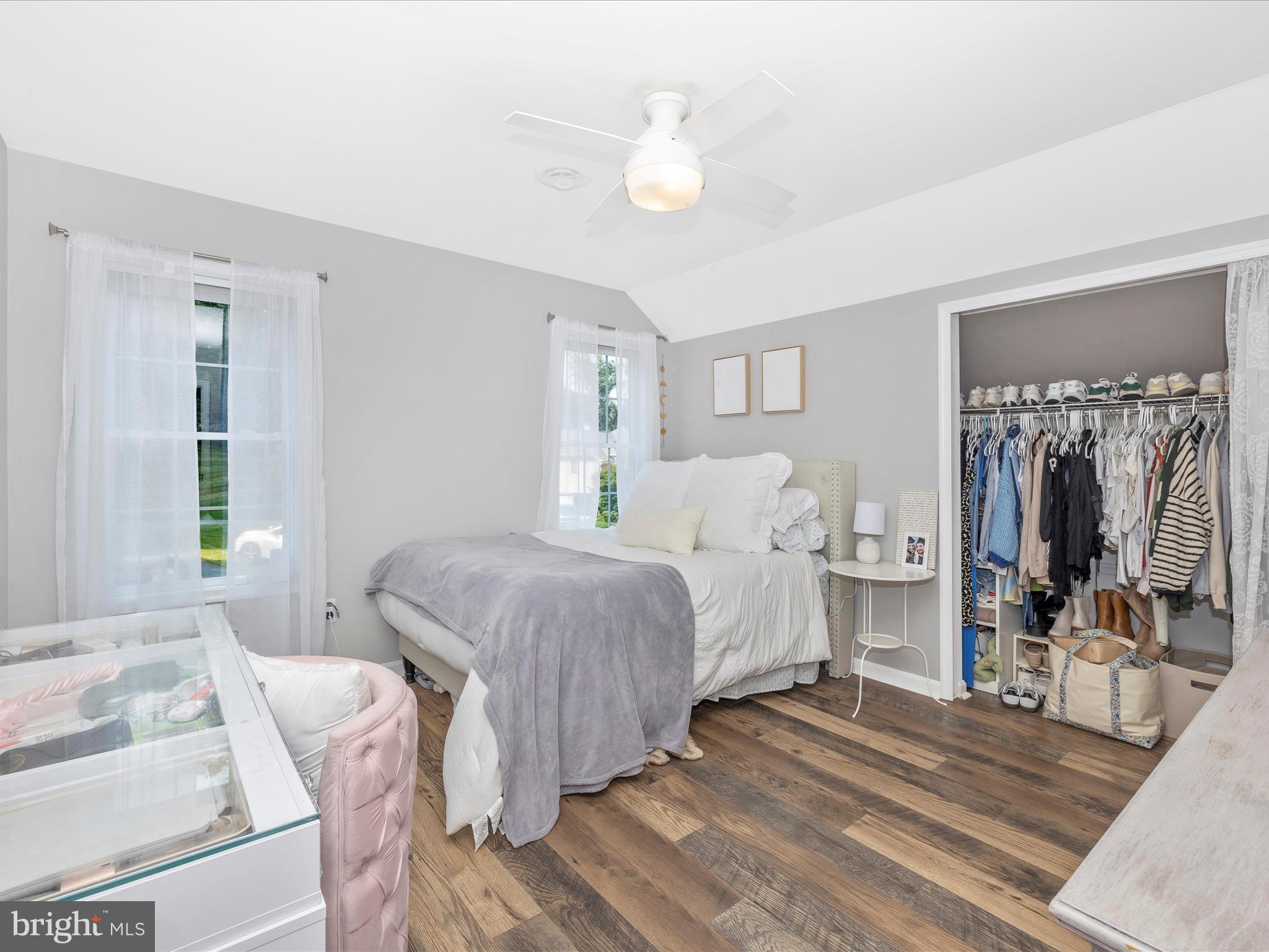 RIVER DOWNS - Residential