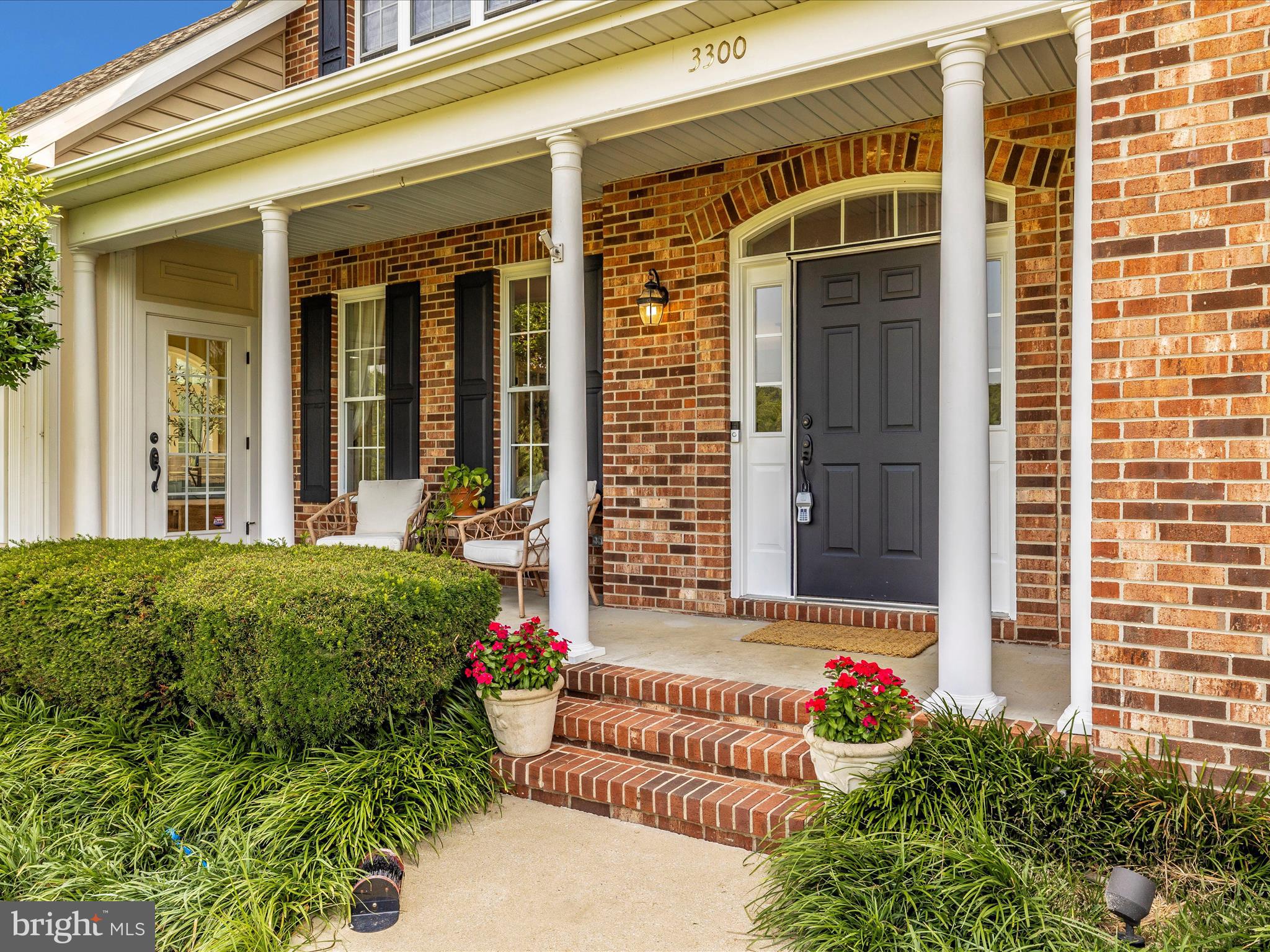 RIVER DOWNS - Residential