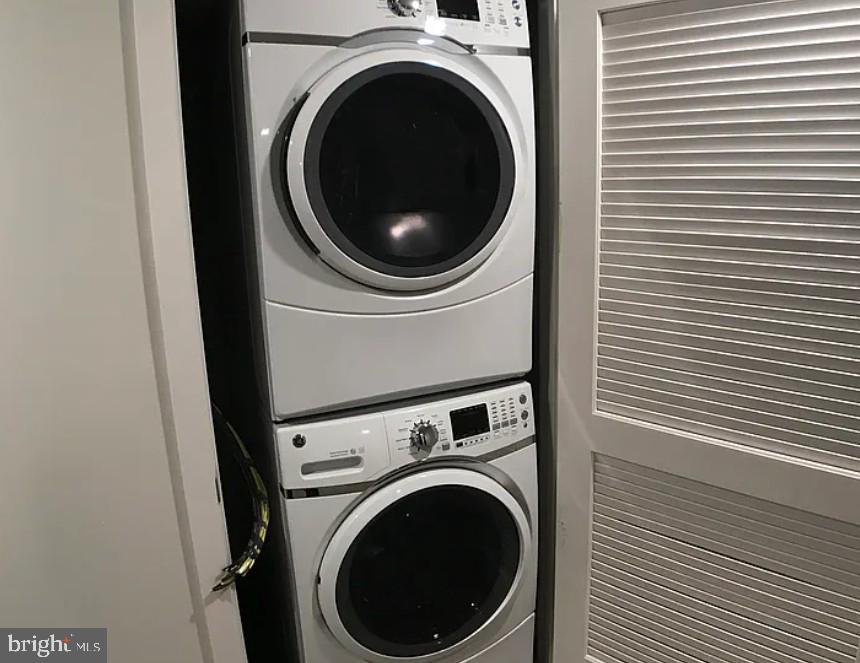 OLDE KENSINGTON - Residential Income