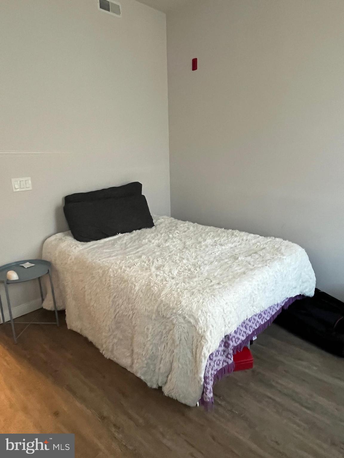 OLDE KENSINGTON - Residential Income