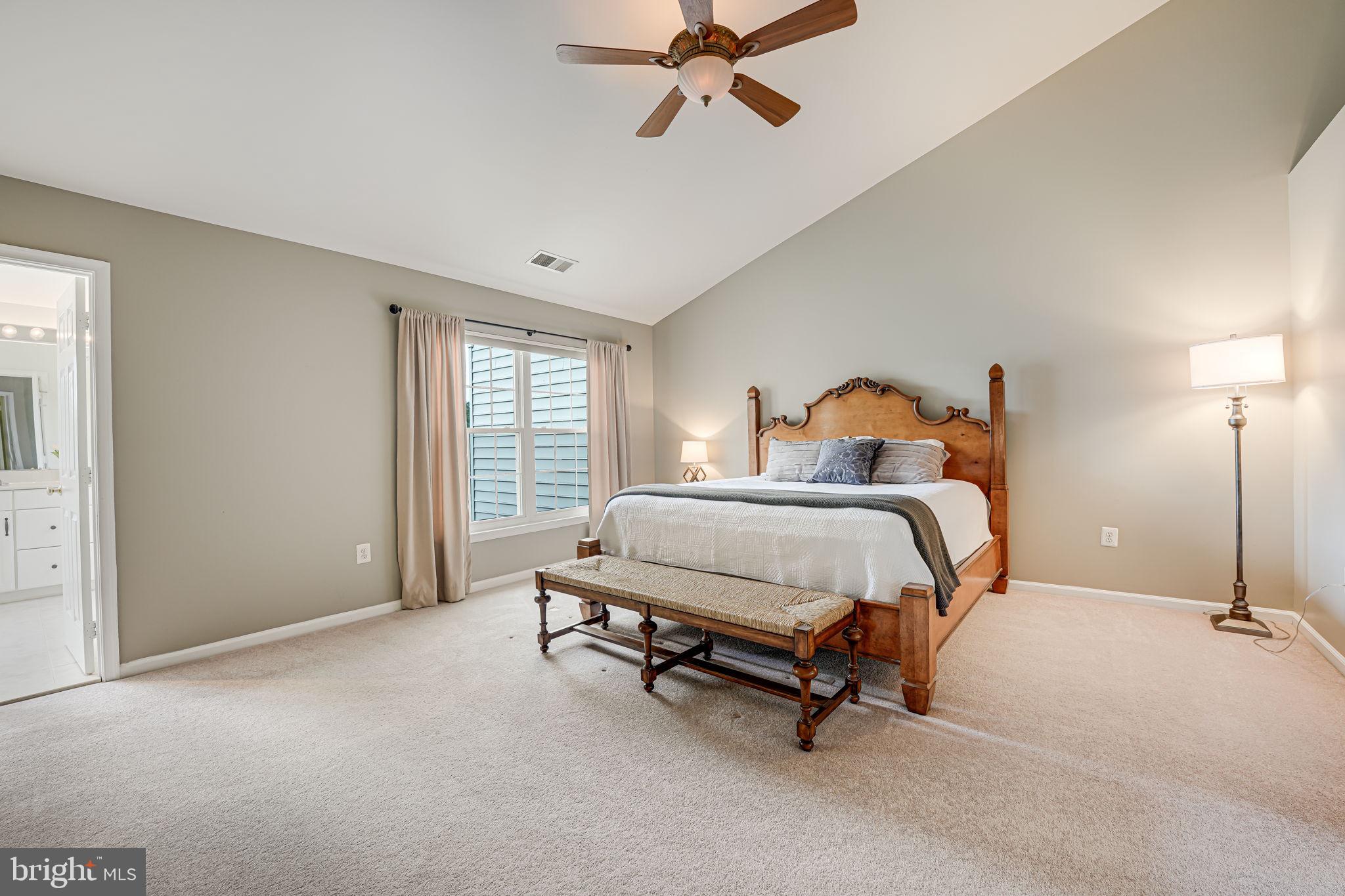 NORTHLAKE - Residential