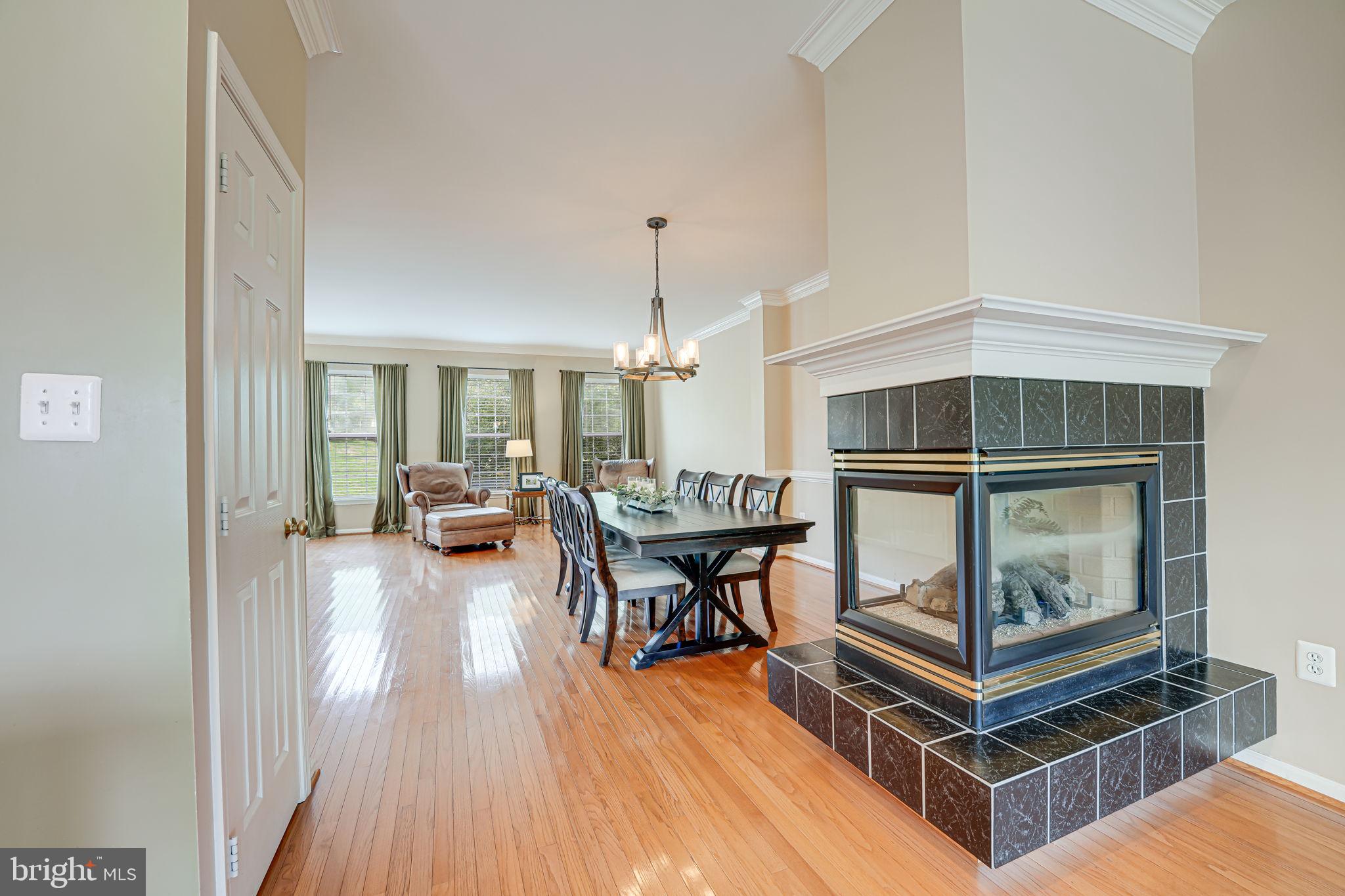 NORTHLAKE - Residential