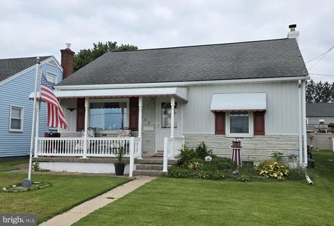 207 ORLON STREET NEW HOLLAND PA 17557