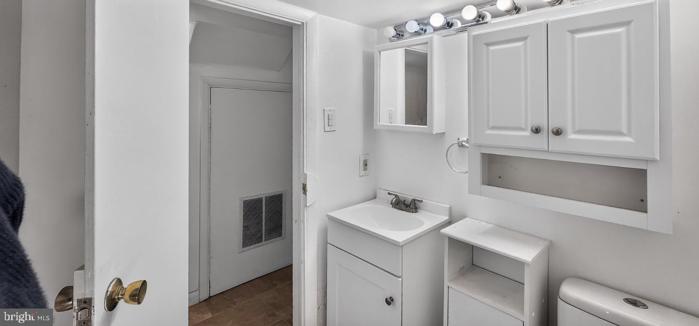 300 MAIDEN CHOICE LANE B