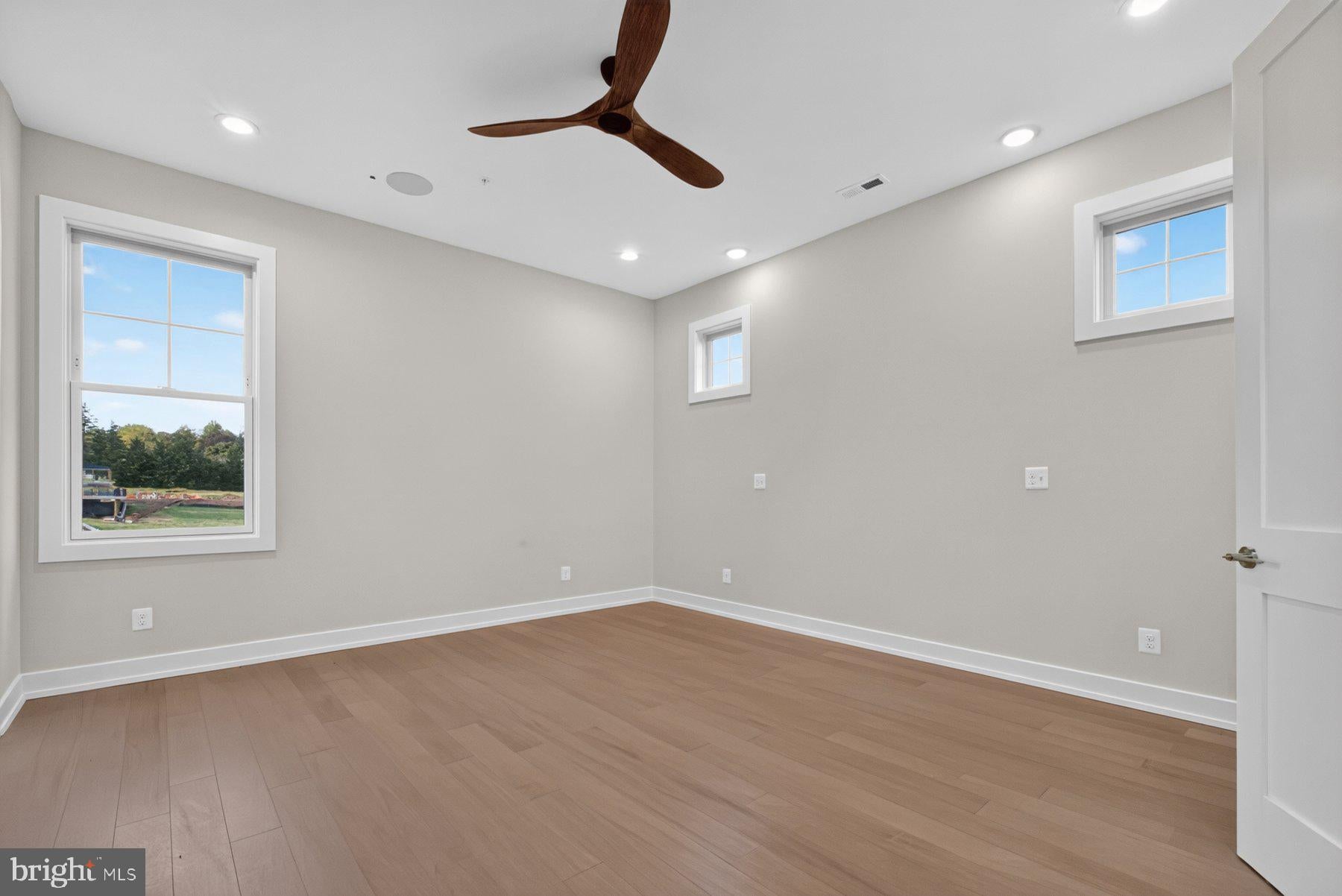 13707 JARRETTSVILLE PIKE