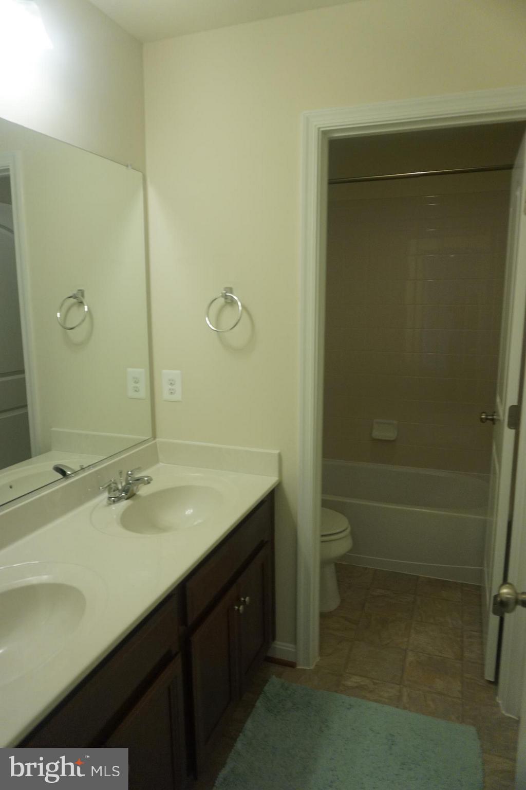 MILLSTONE VILLAGE - Residential