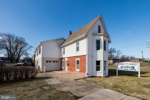 225 S HANOVER STREET POTTSTOWN PA 19465