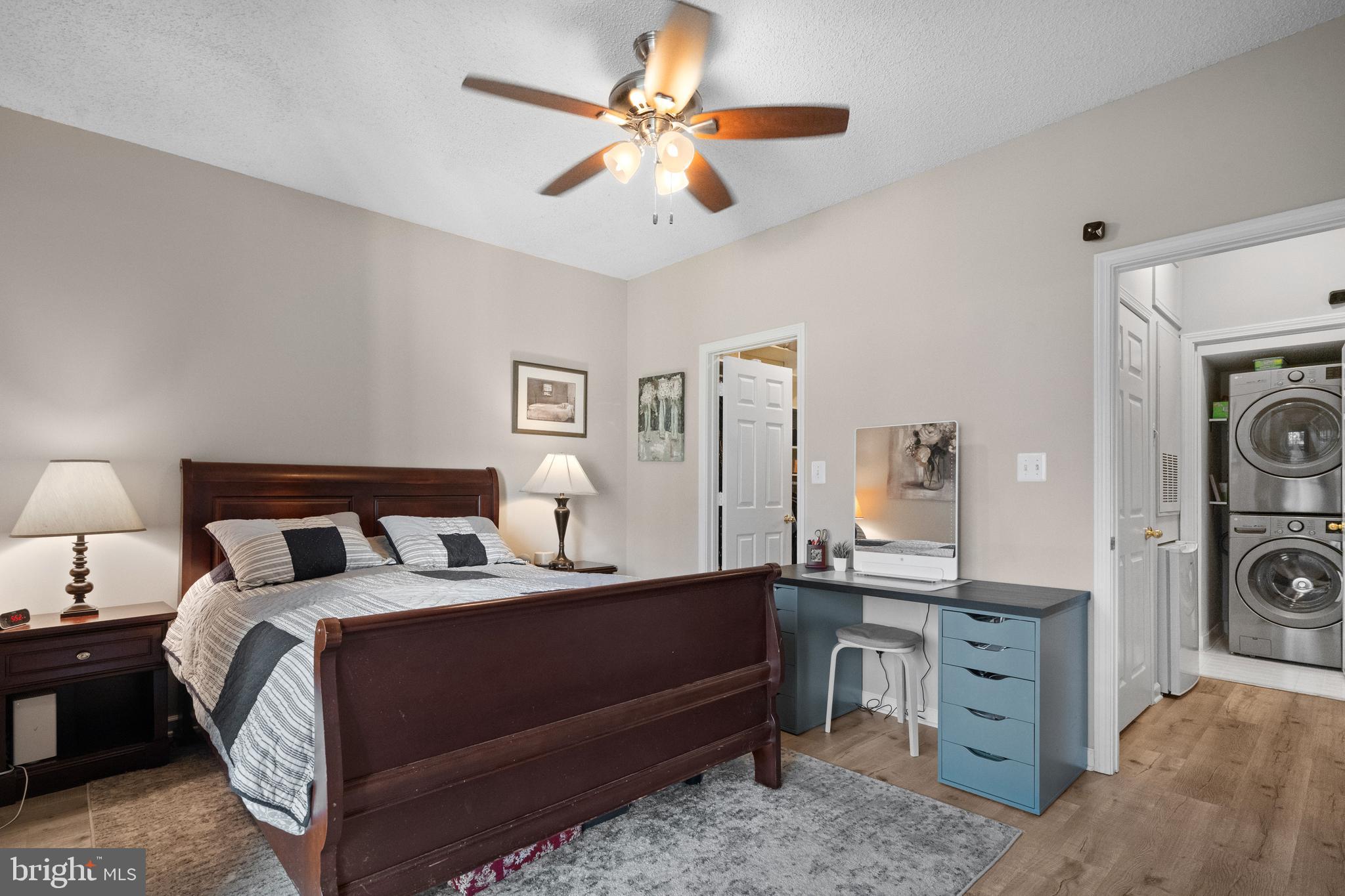 STONECROFT CONDO - Residential