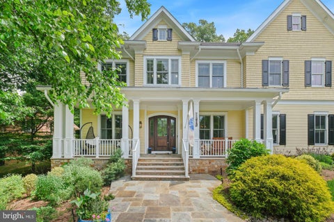 Photo of 11413 Cushman Road, NORTH BETHESDA, MD 20852 (MLS # MDMC2257162)