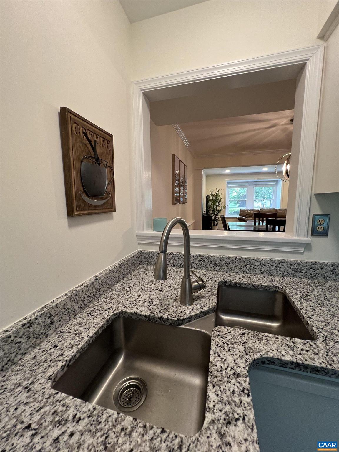 FOREST LAKES - Residential