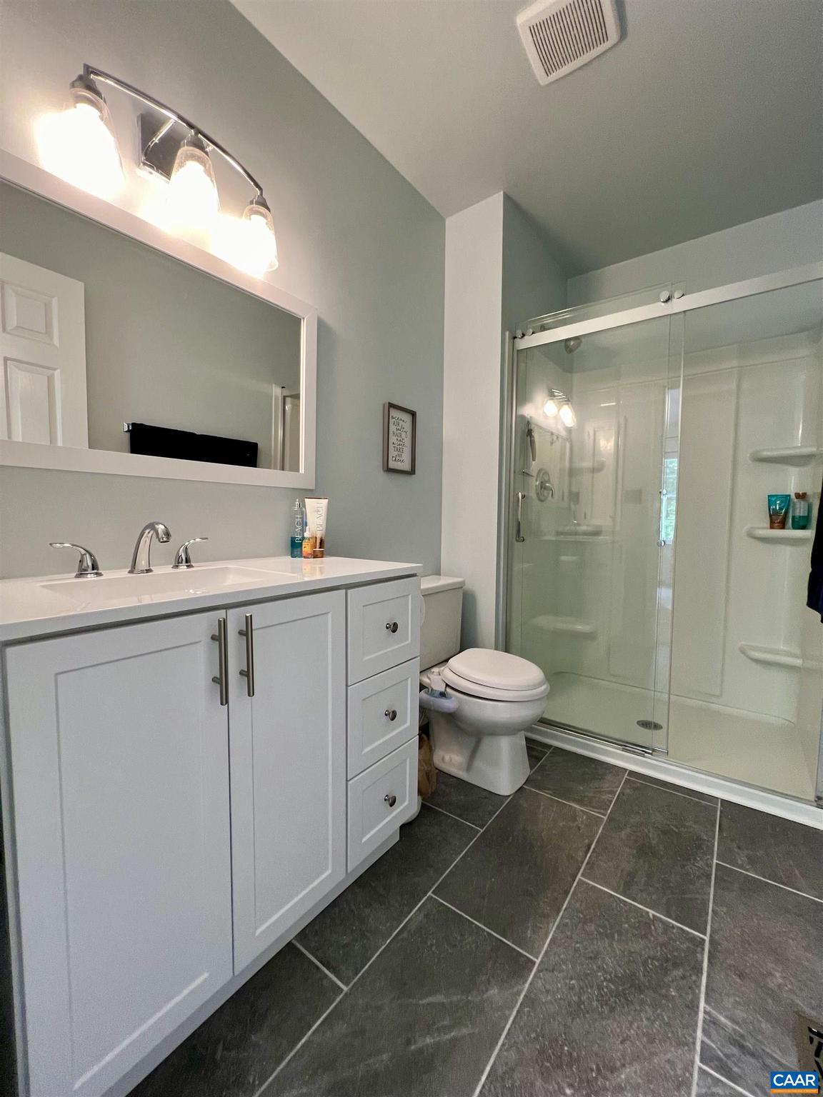 FOREST LAKES - Residential