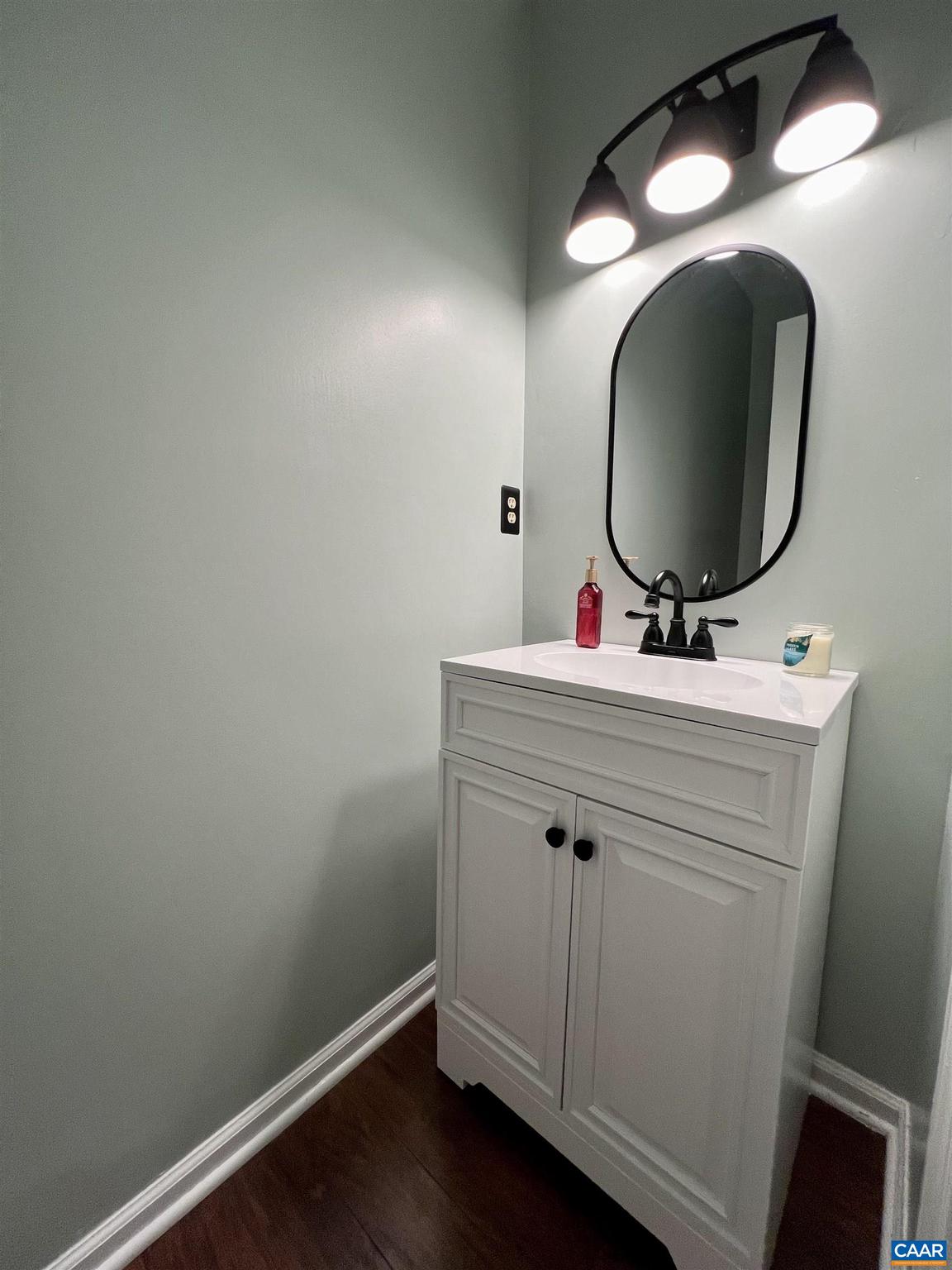 FOREST LAKES - Residential