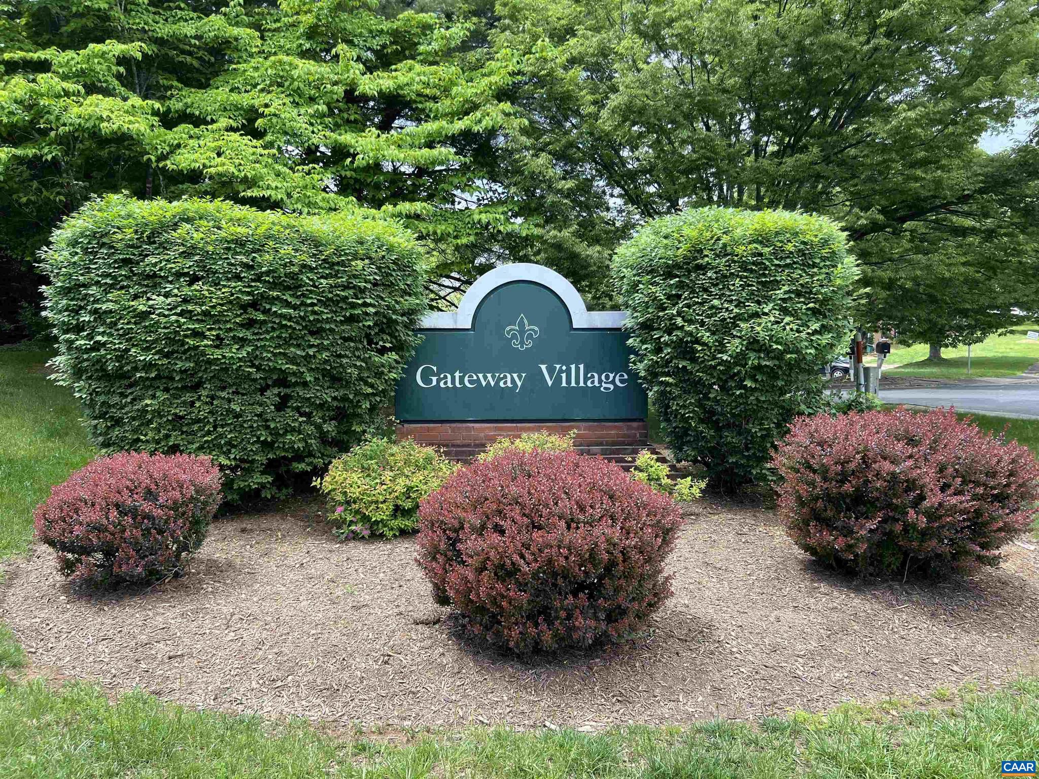 FOREST LAKES - Residential