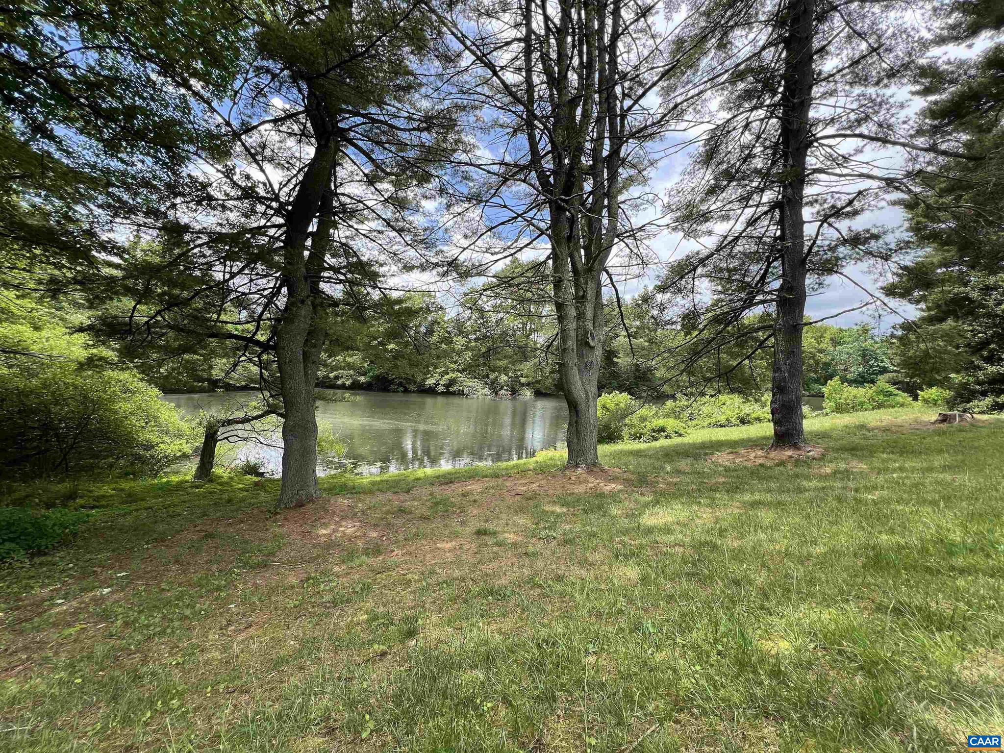 FOREST LAKES - Residential