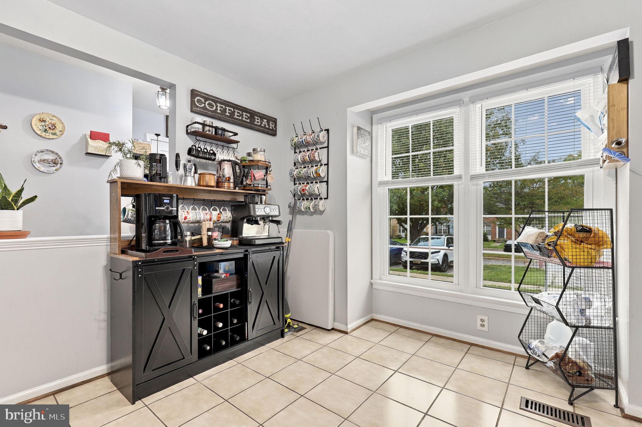7992 WINDSAIL COURT