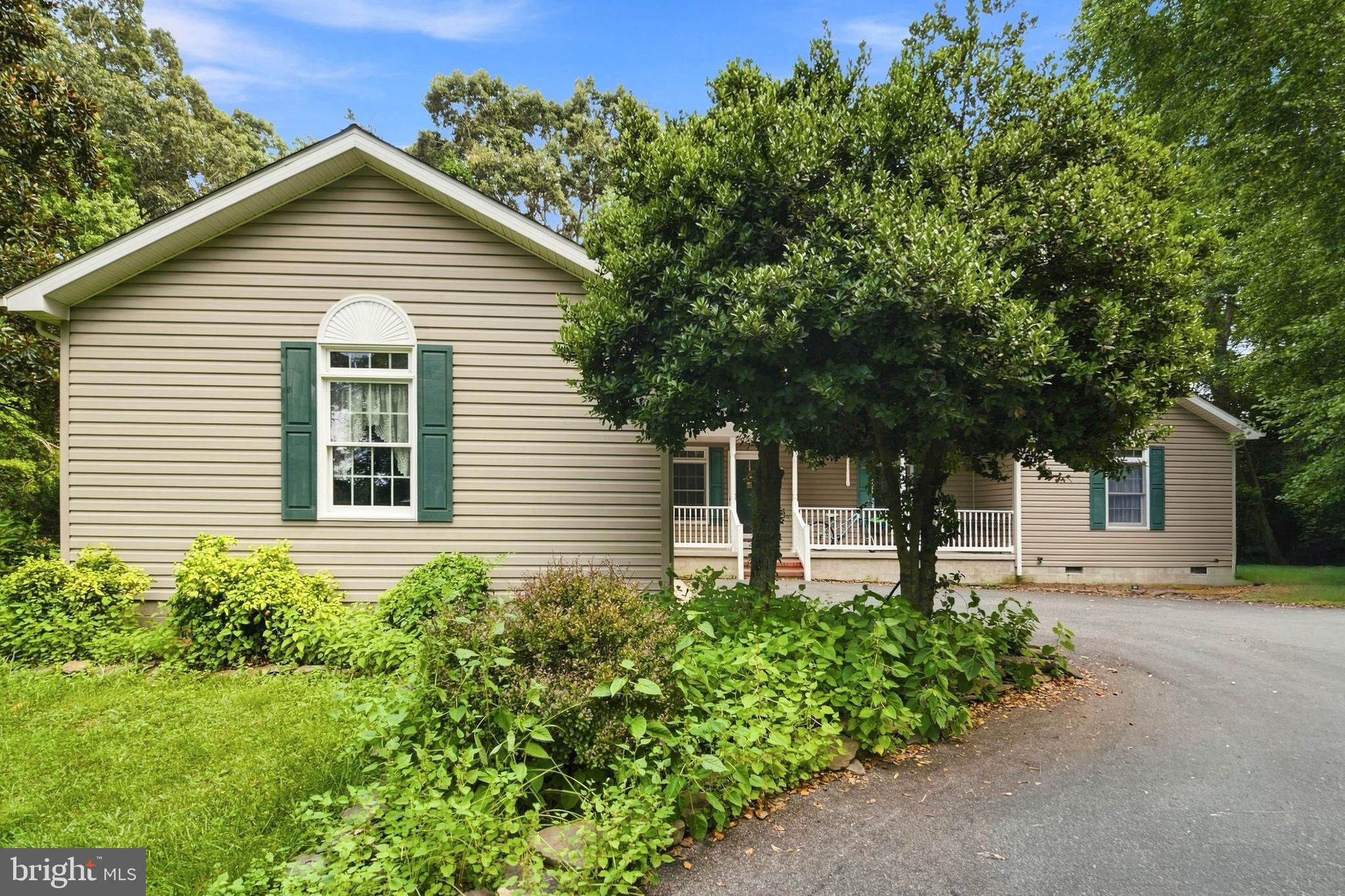 25153 MARY ROAD