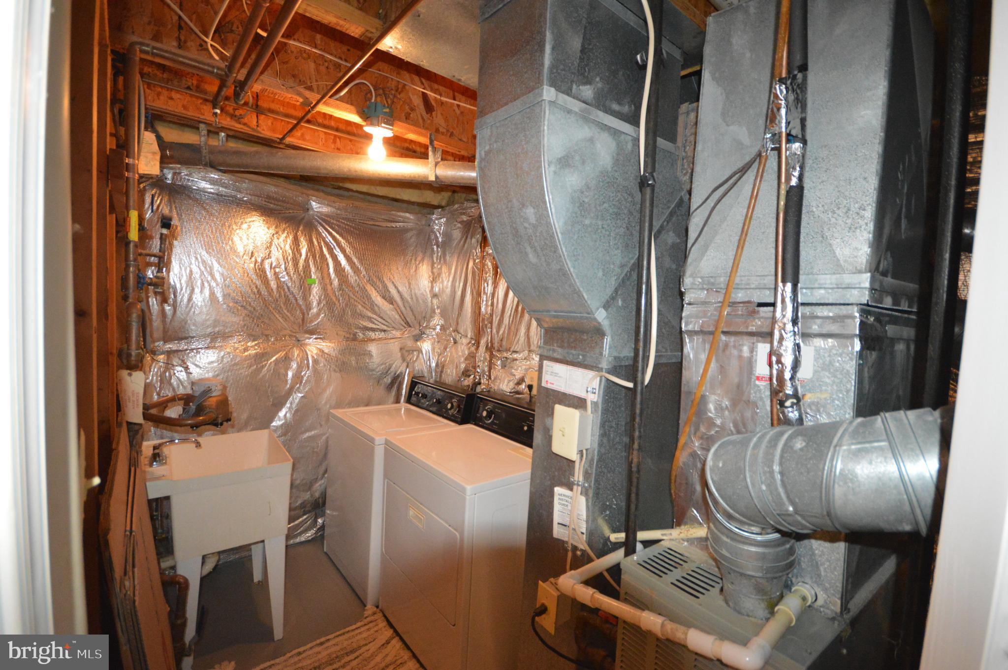 SUMMIT CREEK - Residential