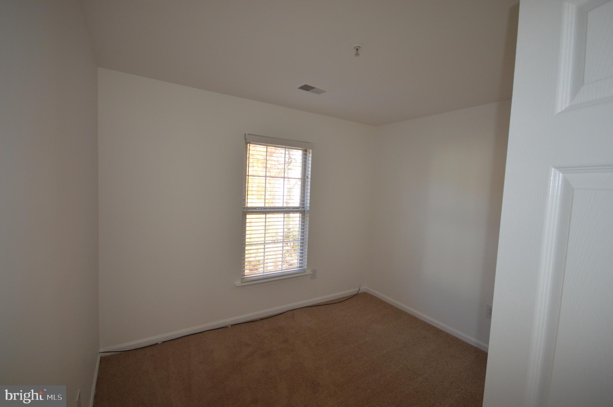 SUMMIT CREEK - Residential