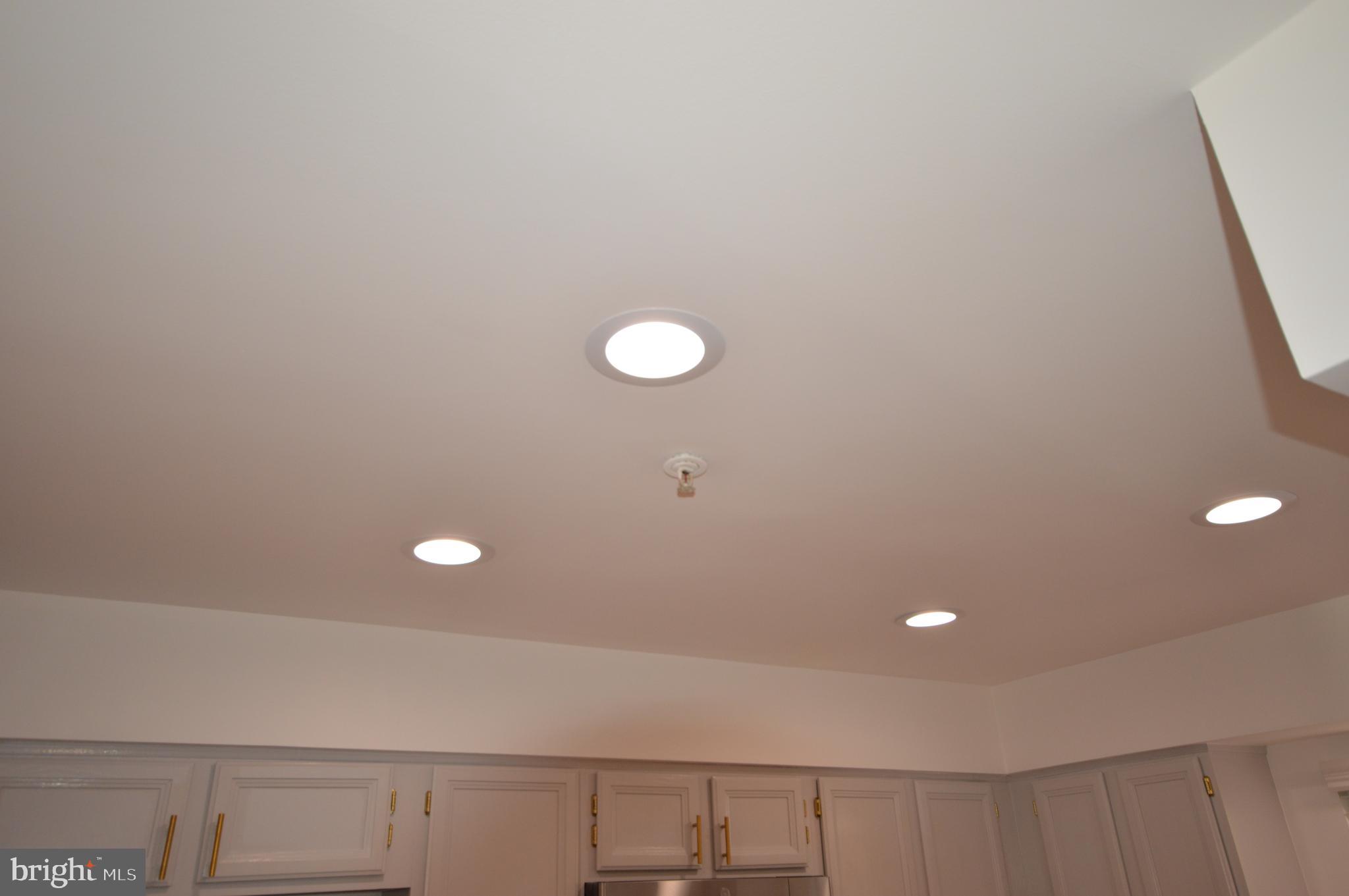 SUMMIT CREEK - Residential