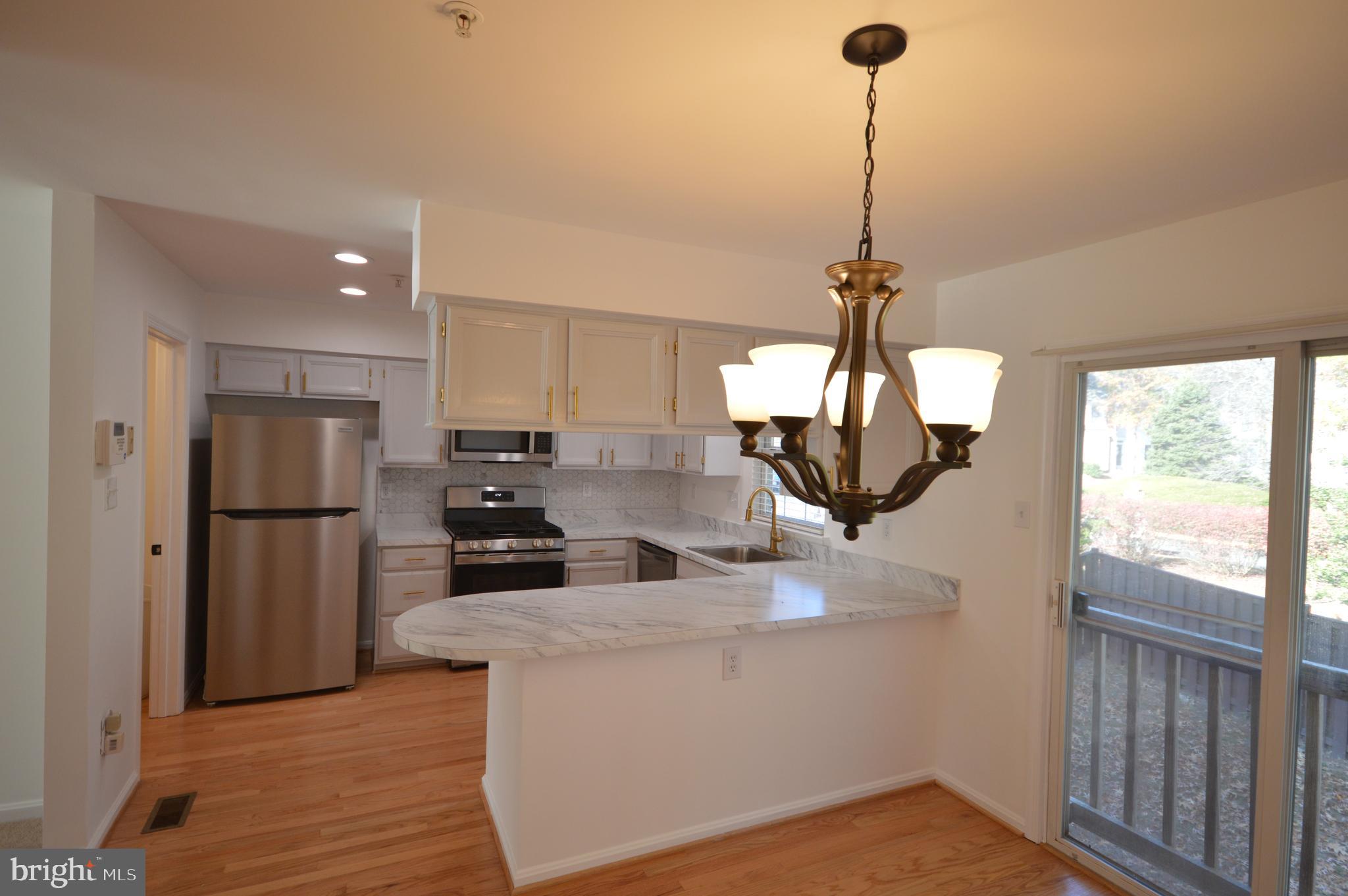 SUMMIT CREEK - Residential