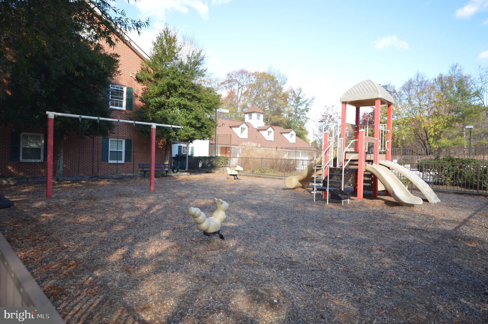 SUMMIT CREEK - Residential