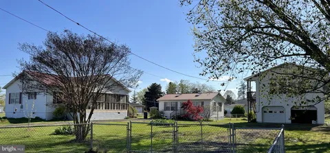 20259 Colton Point Road, Coltons Point, MD MLS: MDSM2023686