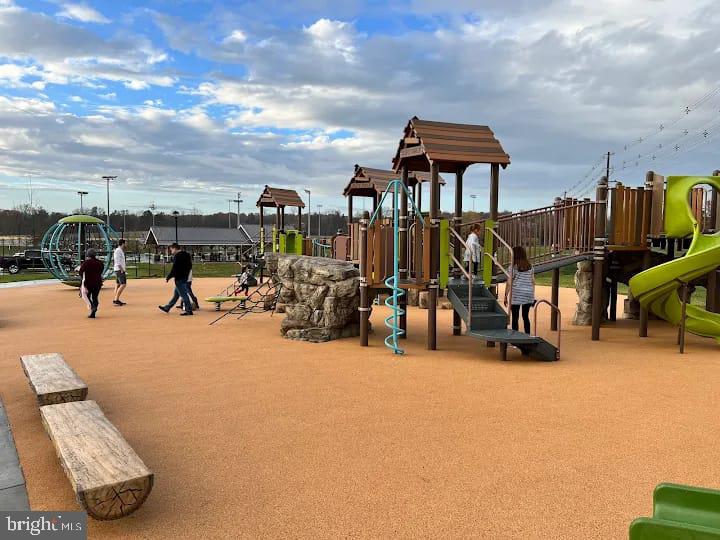 BRAMBLETON - Residential