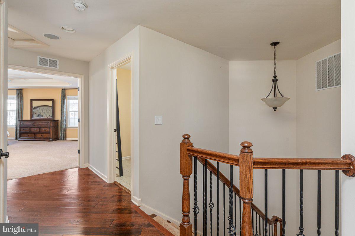 BRAMBLETON - Residential