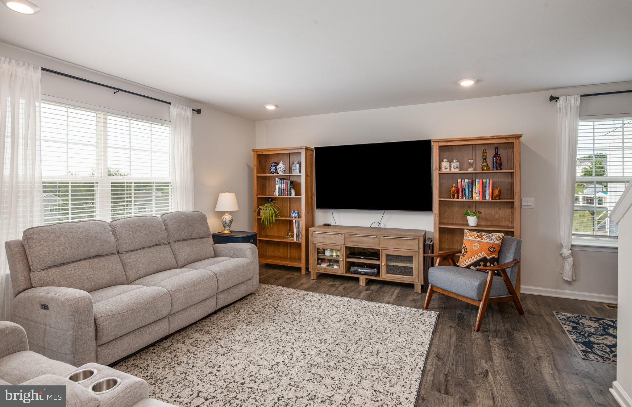 20 SKYTOP COURT