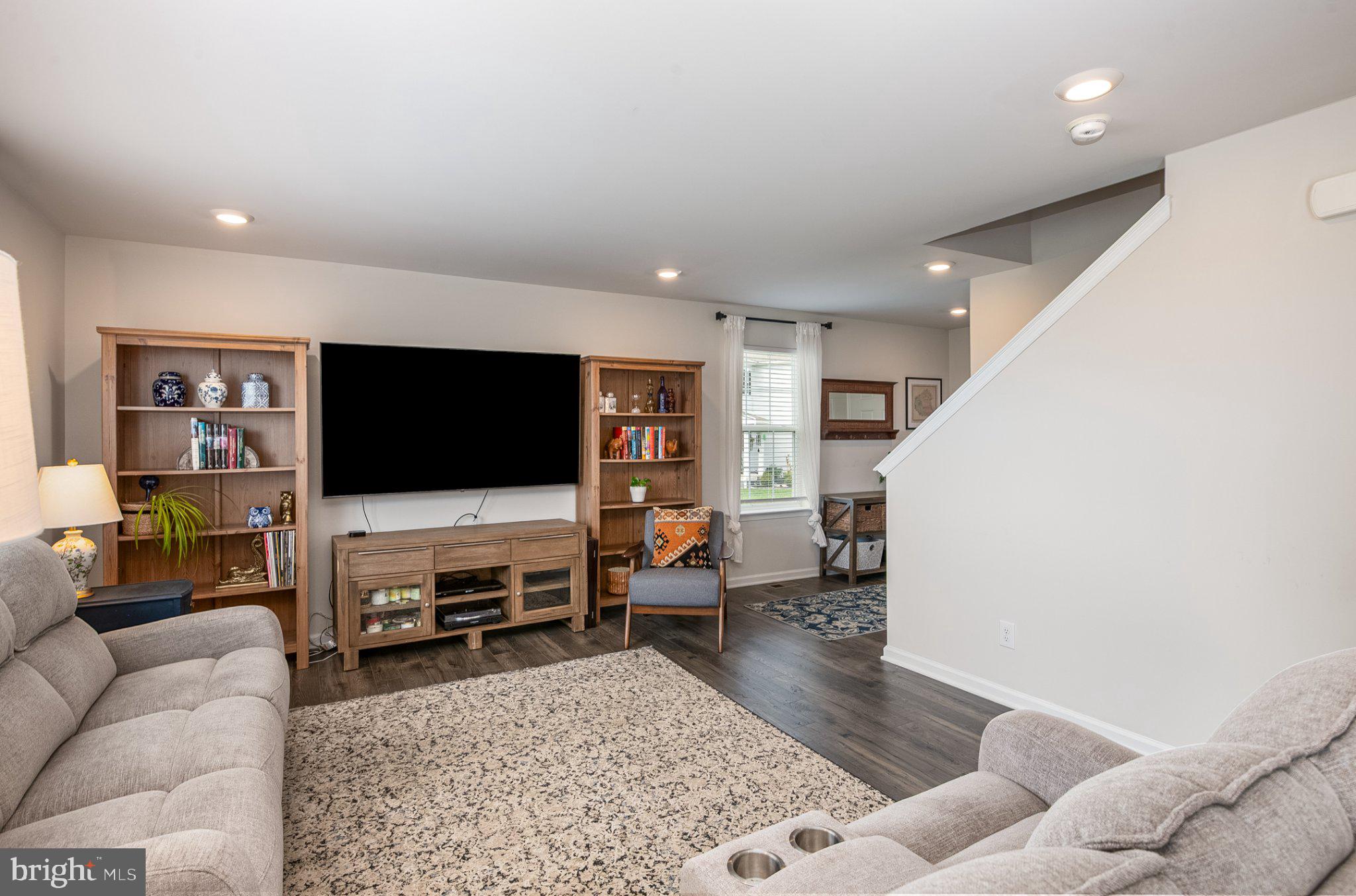 20 SKYTOP COURT