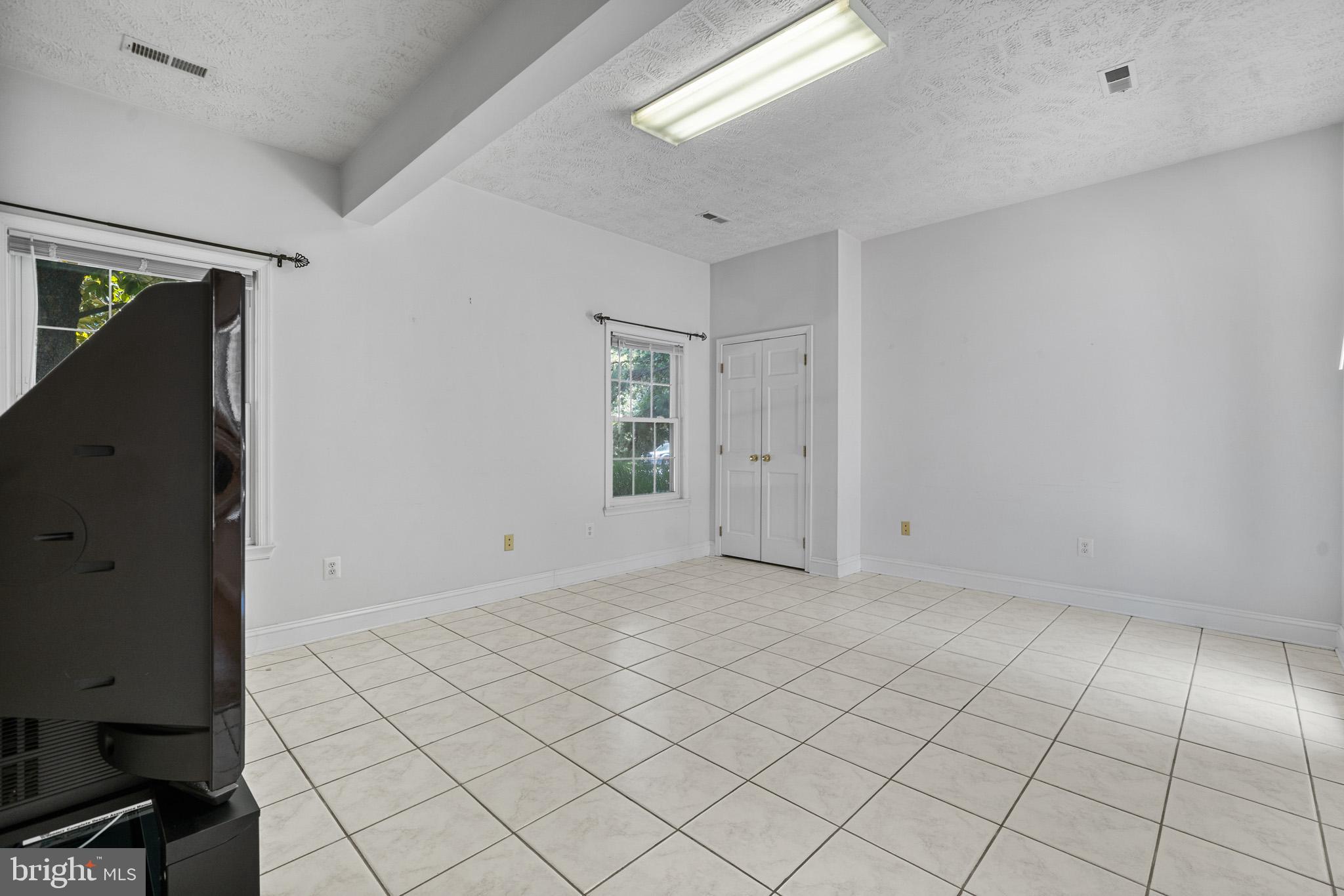 SWAN POINT SUB - Residential