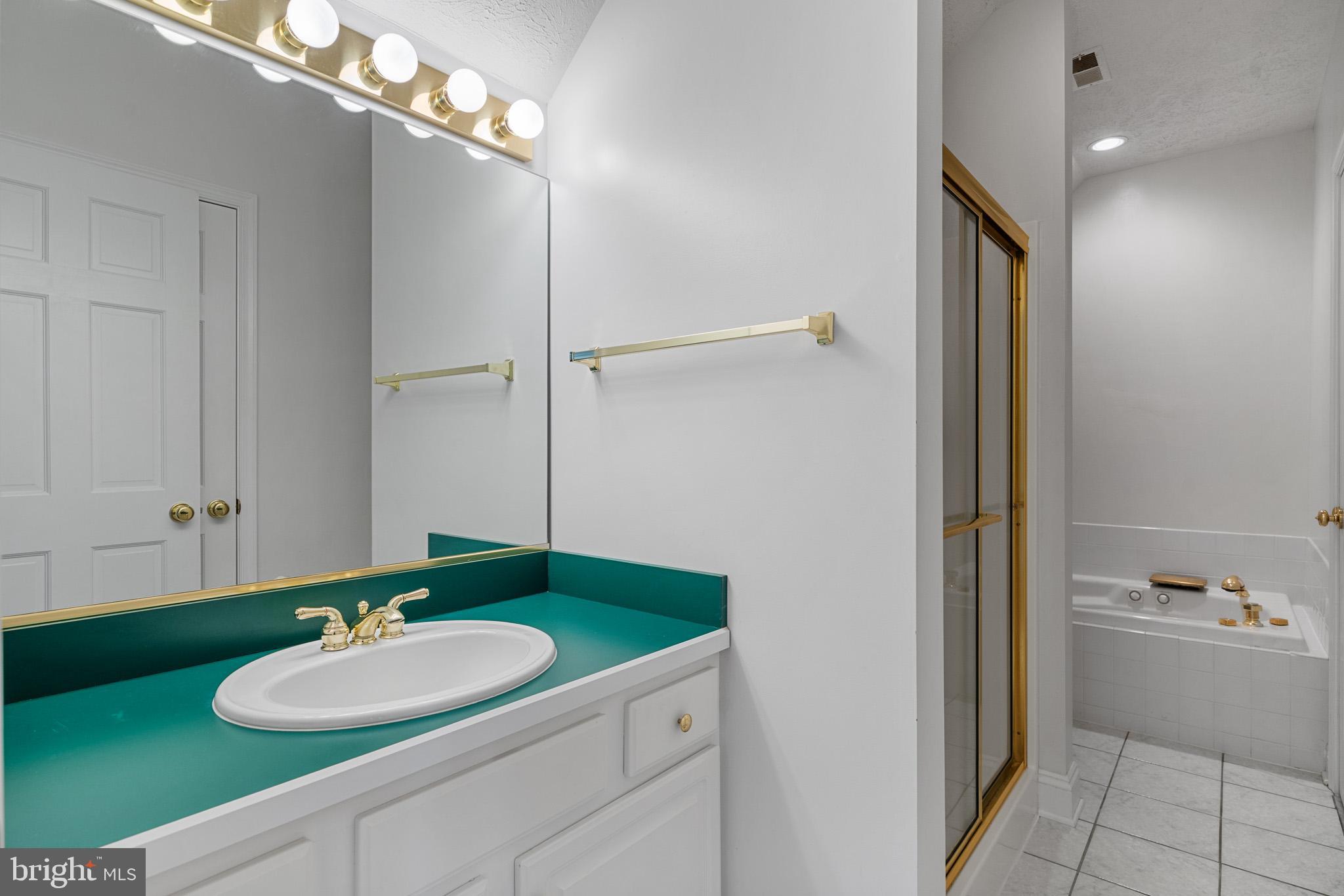 SWAN POINT SUB - Residential