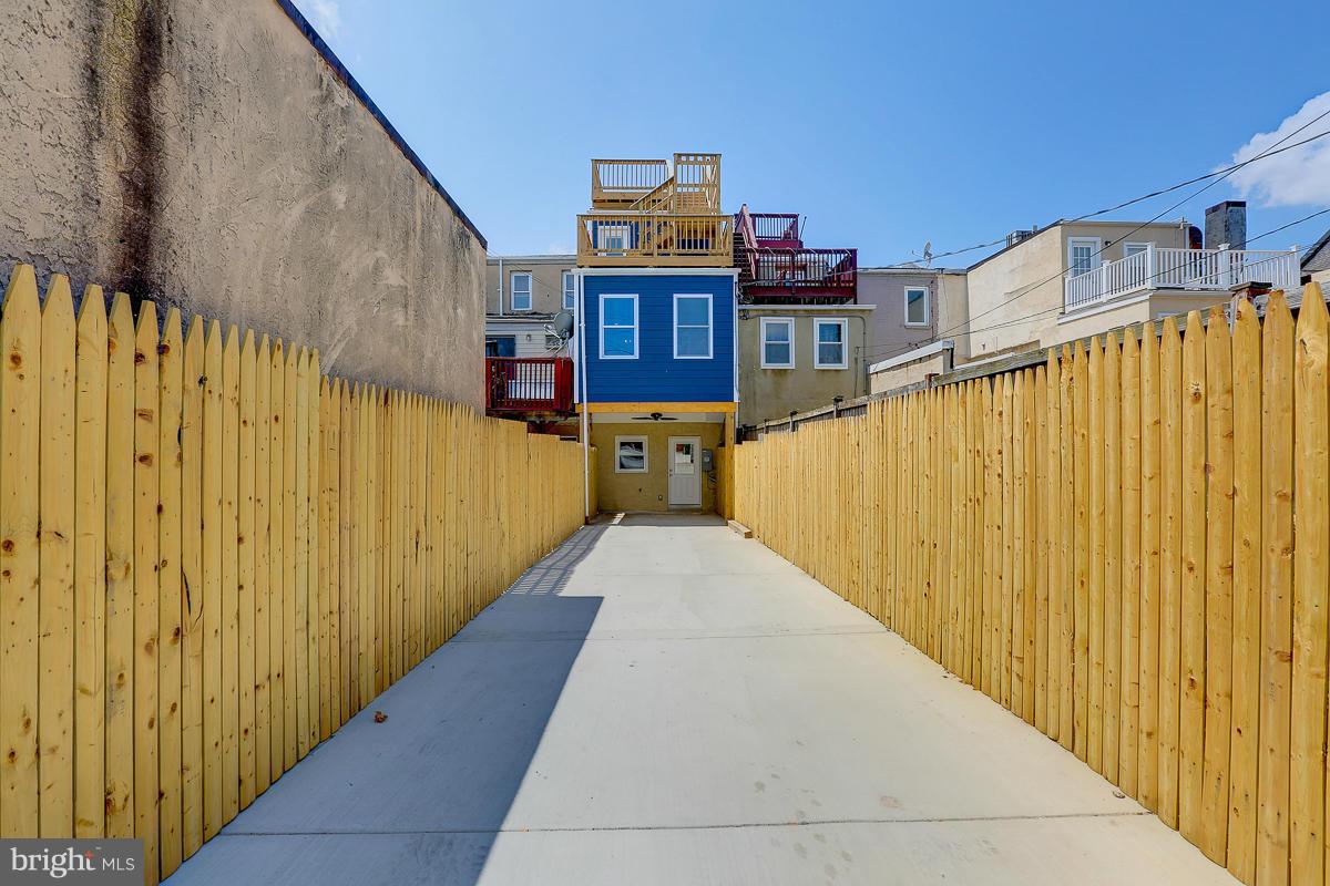 BUTCHER'S HILL - Residential