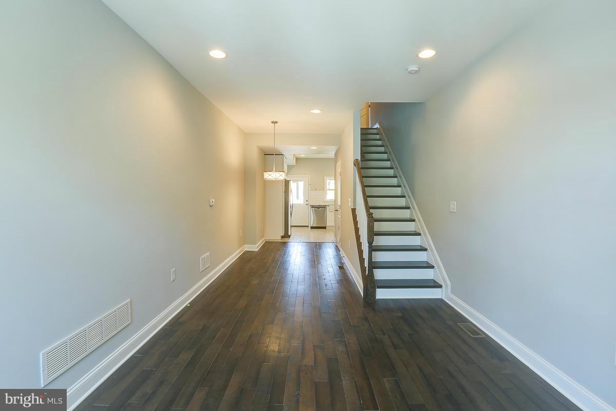 BUTCHER'S HILL - Residential