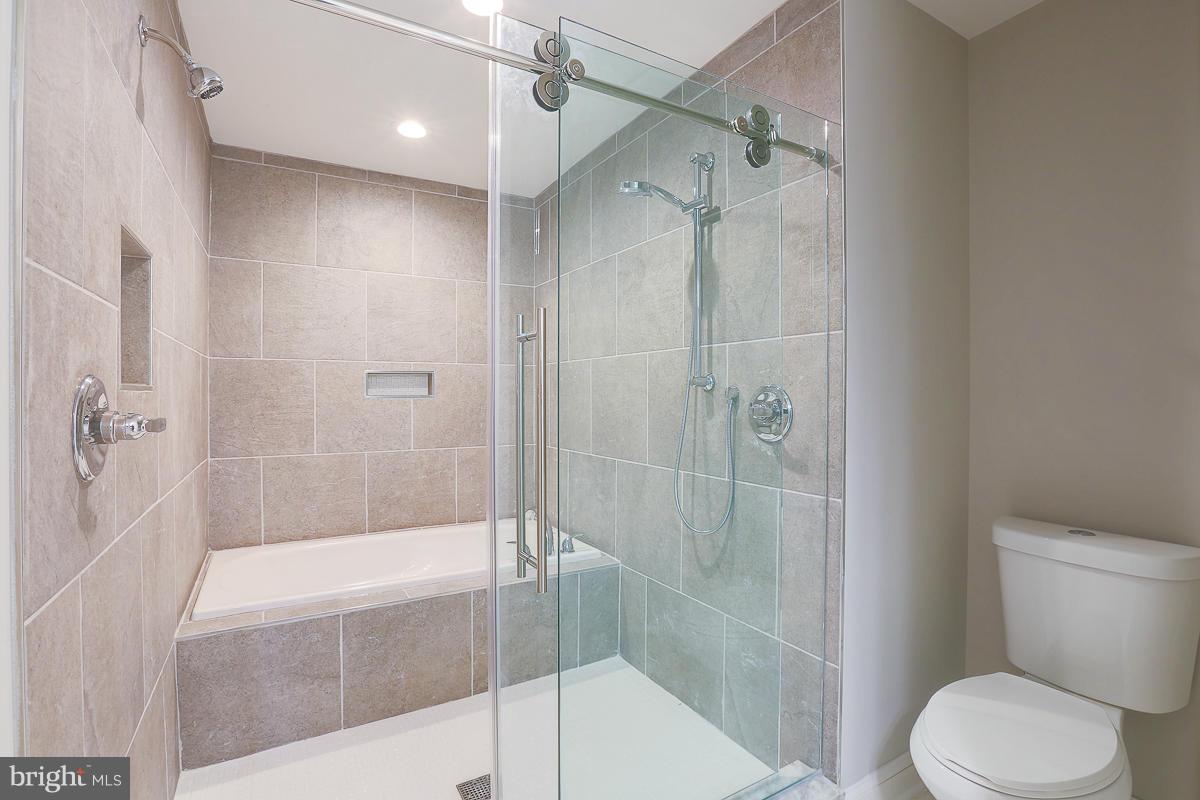 BUTCHER'S HILL - Residential