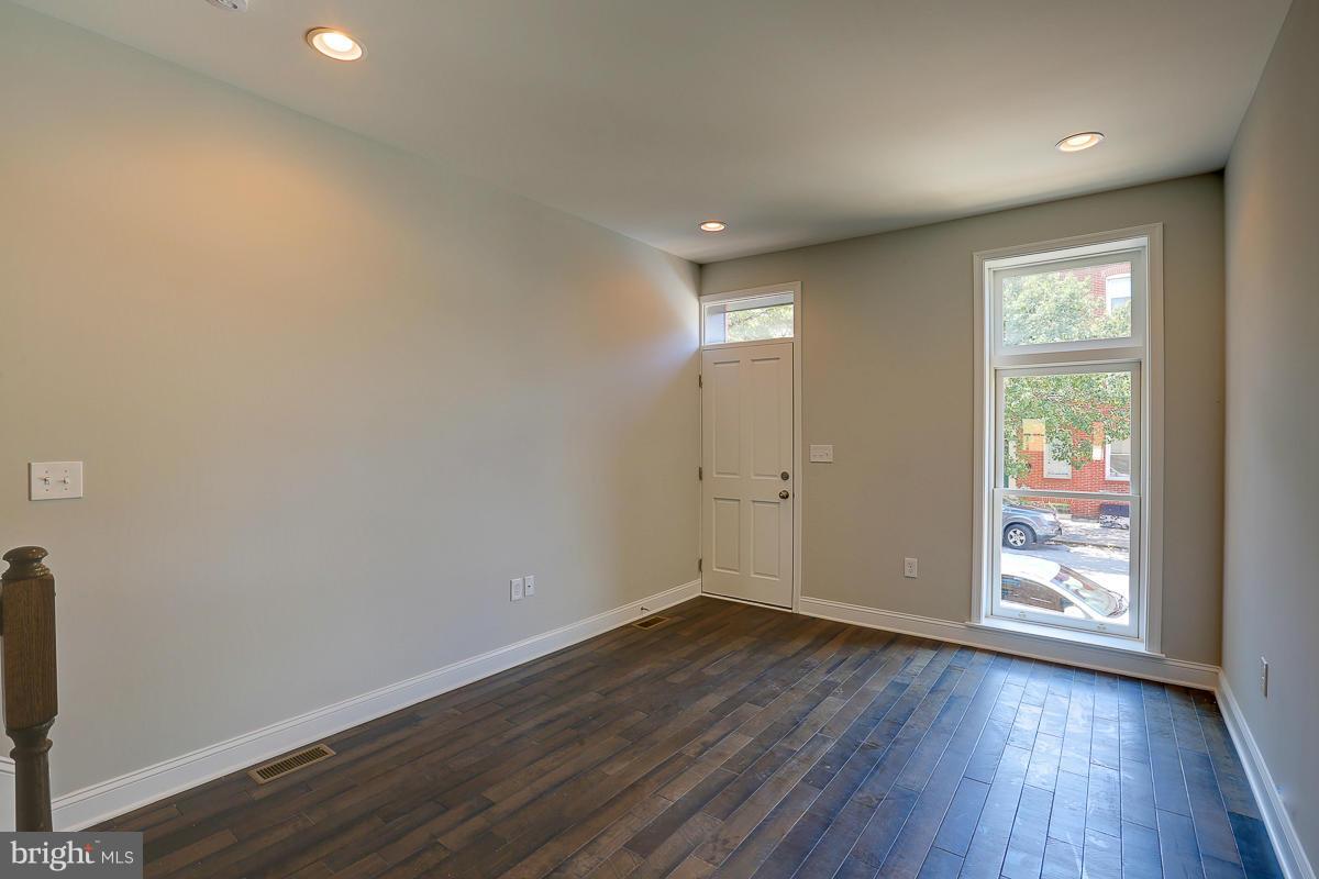 BUTCHER'S HILL - Residential