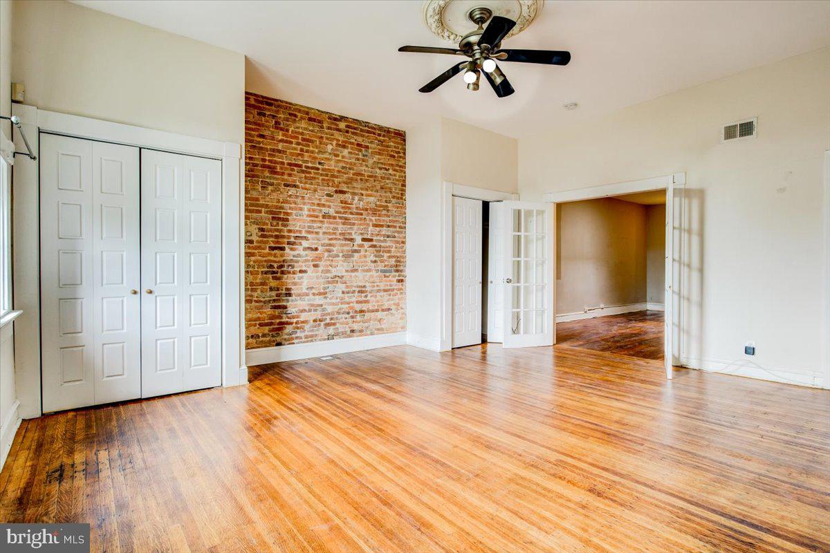 RESERVOIR HILL - Residential Lease