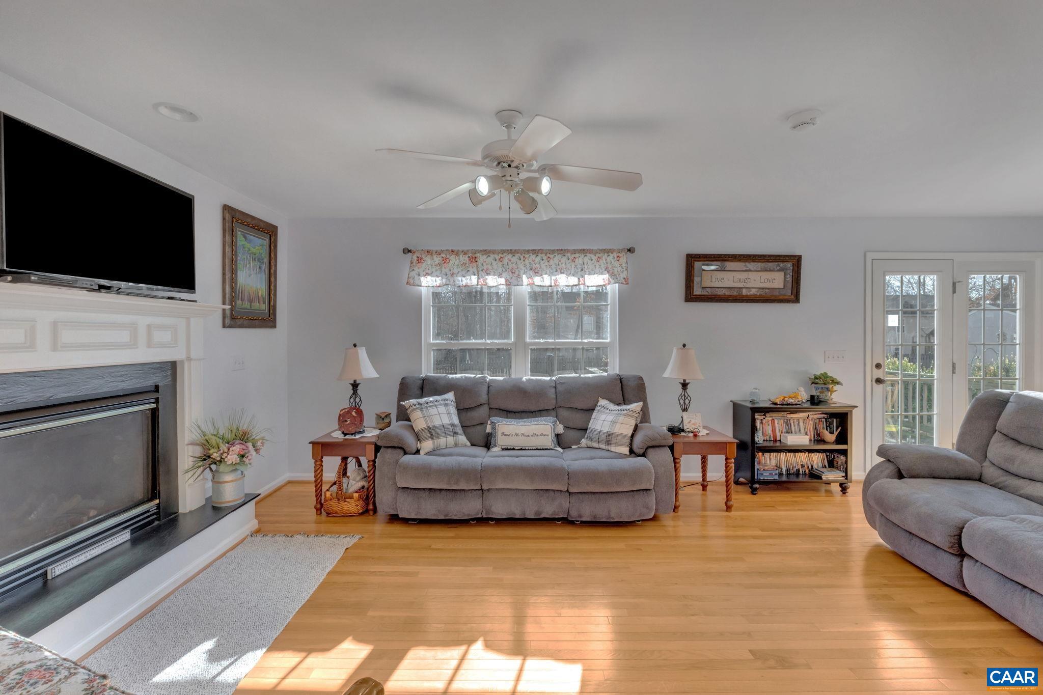 LAKE MONTICELLO - Residential