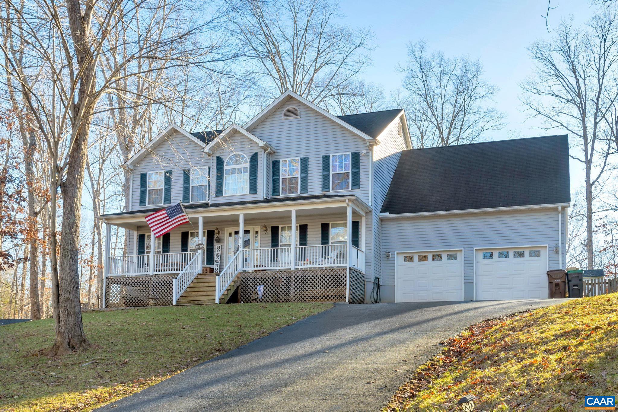 LAKE MONTICELLO - Residential