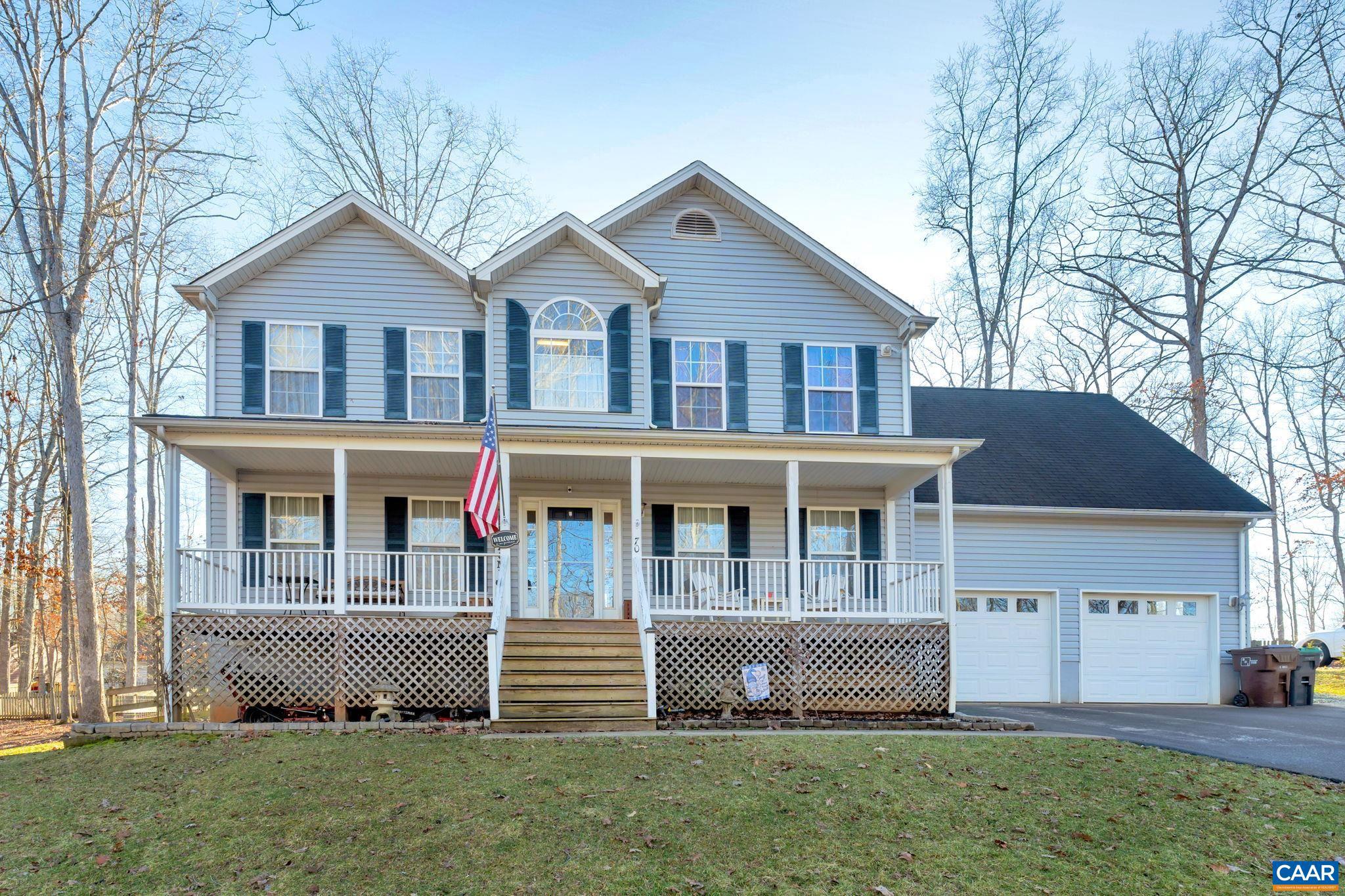 LAKE MONTICELLO - Residential