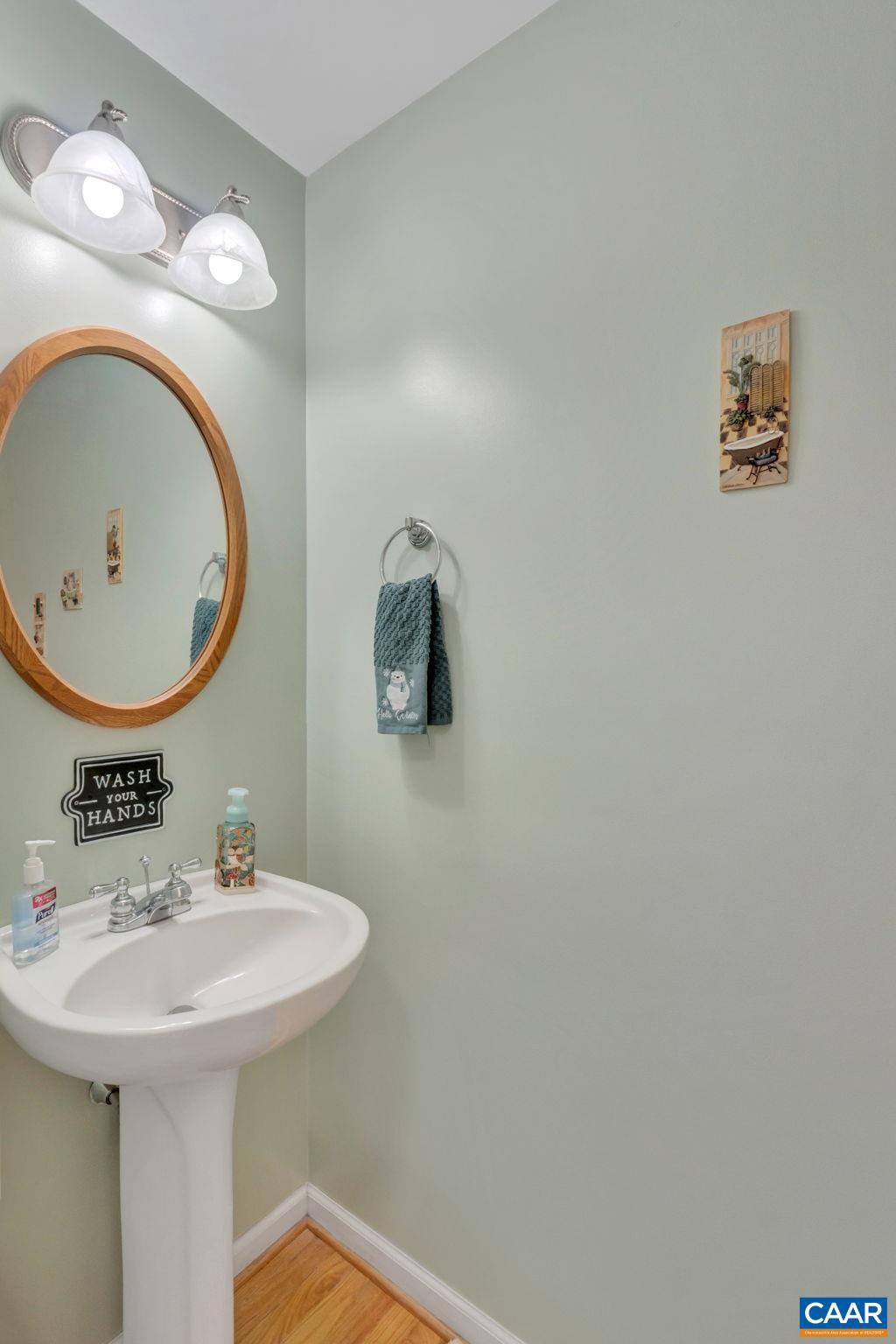 LAKE MONTICELLO - Residential